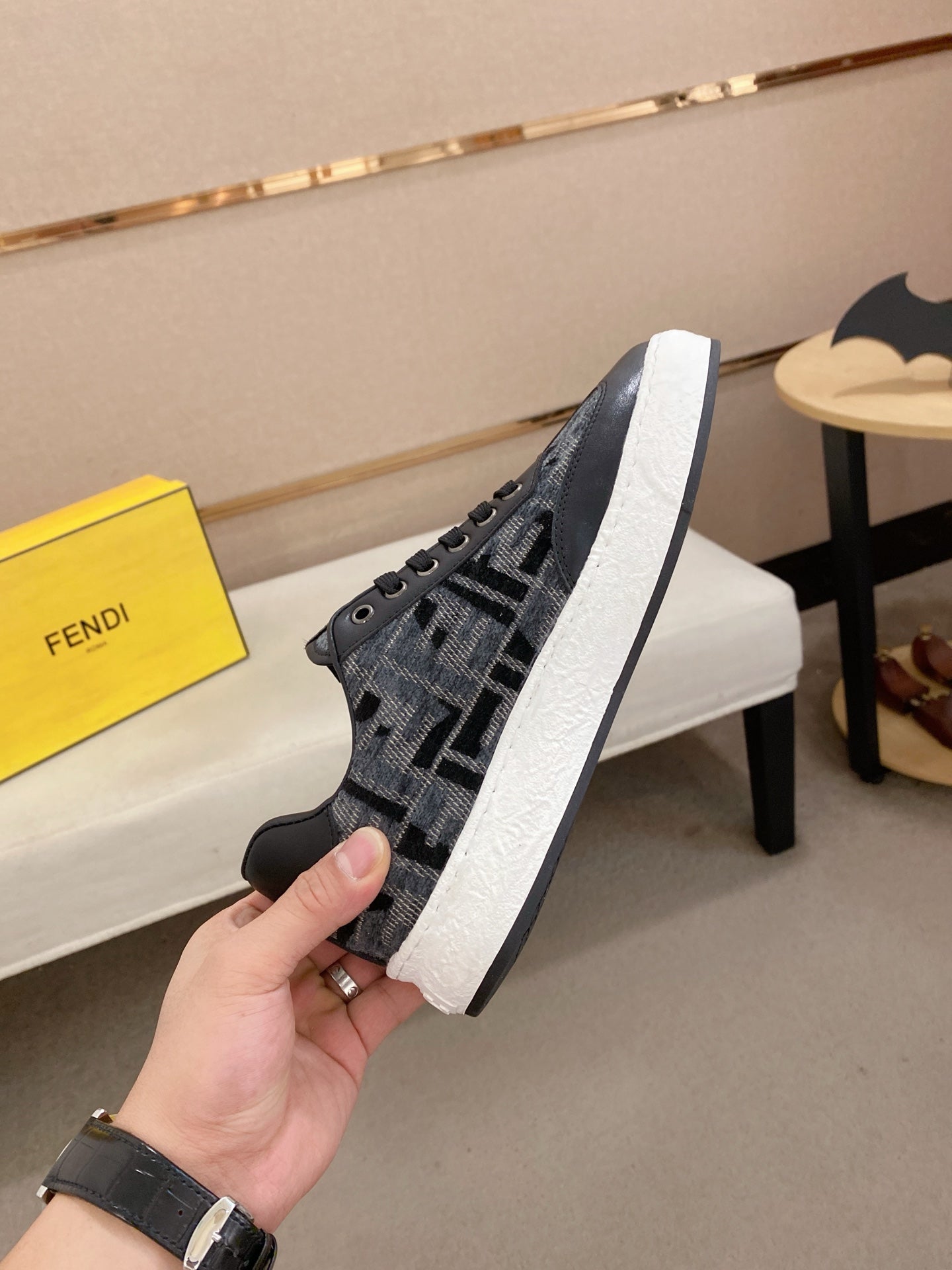 LuxluxHouse Best Quality Shoes Fendi