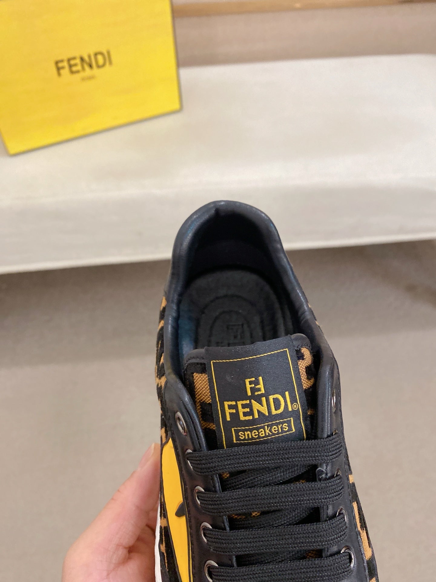 LuxluxHouse Best Quality Shoes Fendi