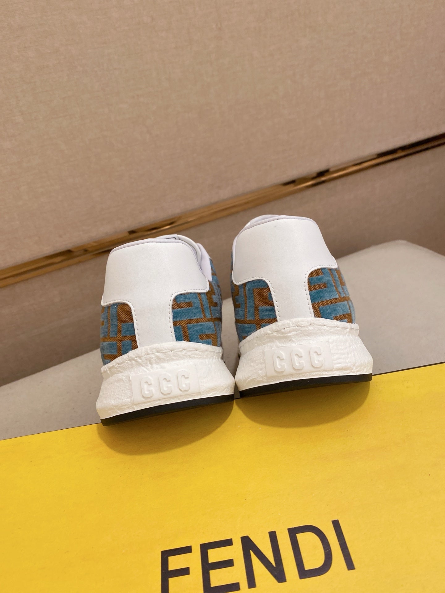 LuxluxHouse Best Quality Shoes Fendi