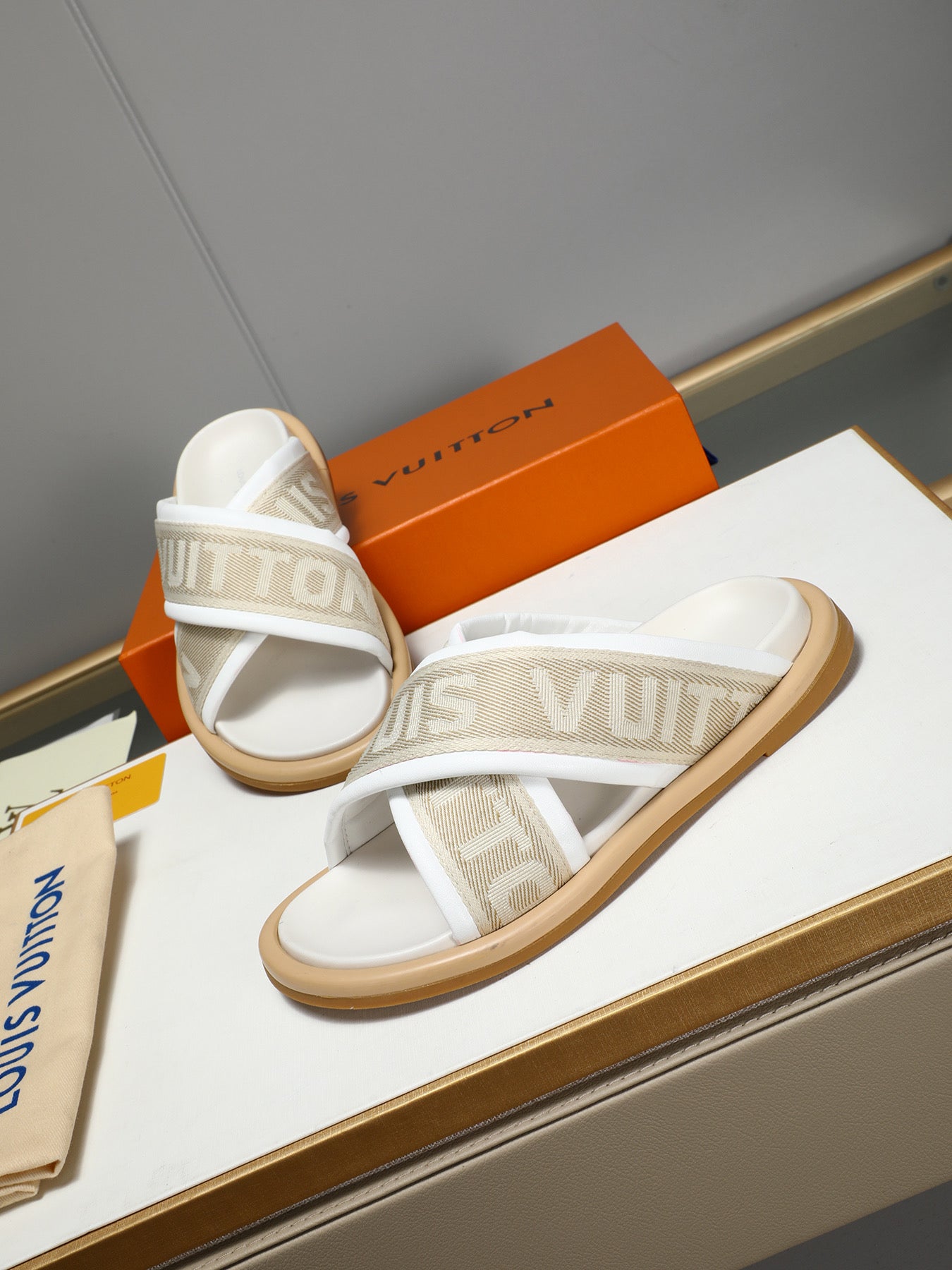 LuxluxHouse Best Quality Sandals Louis Vuitton