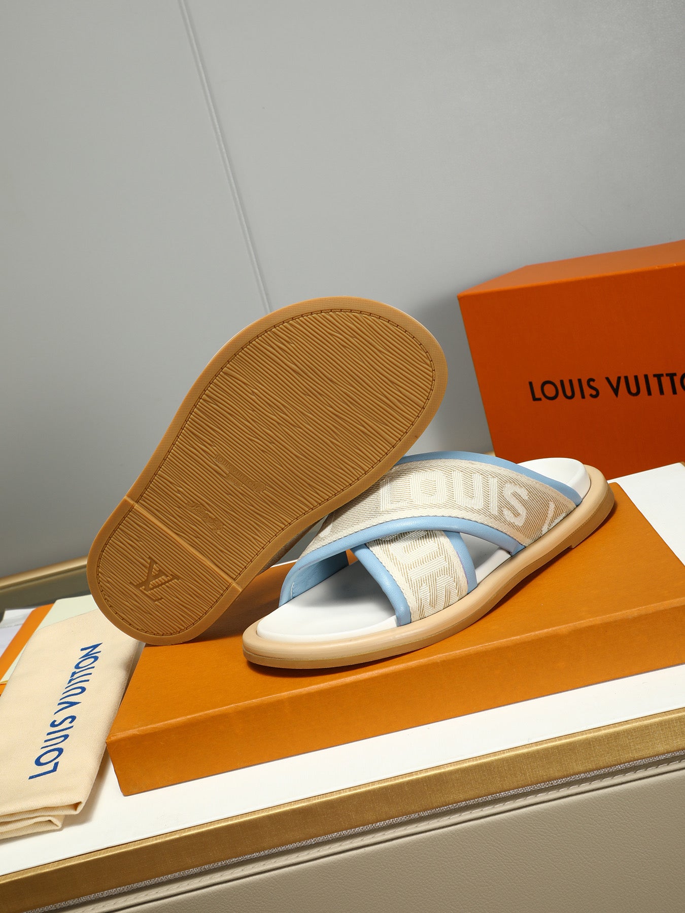 LuxluxHouse Best Quality Sandals Louis Vuitton