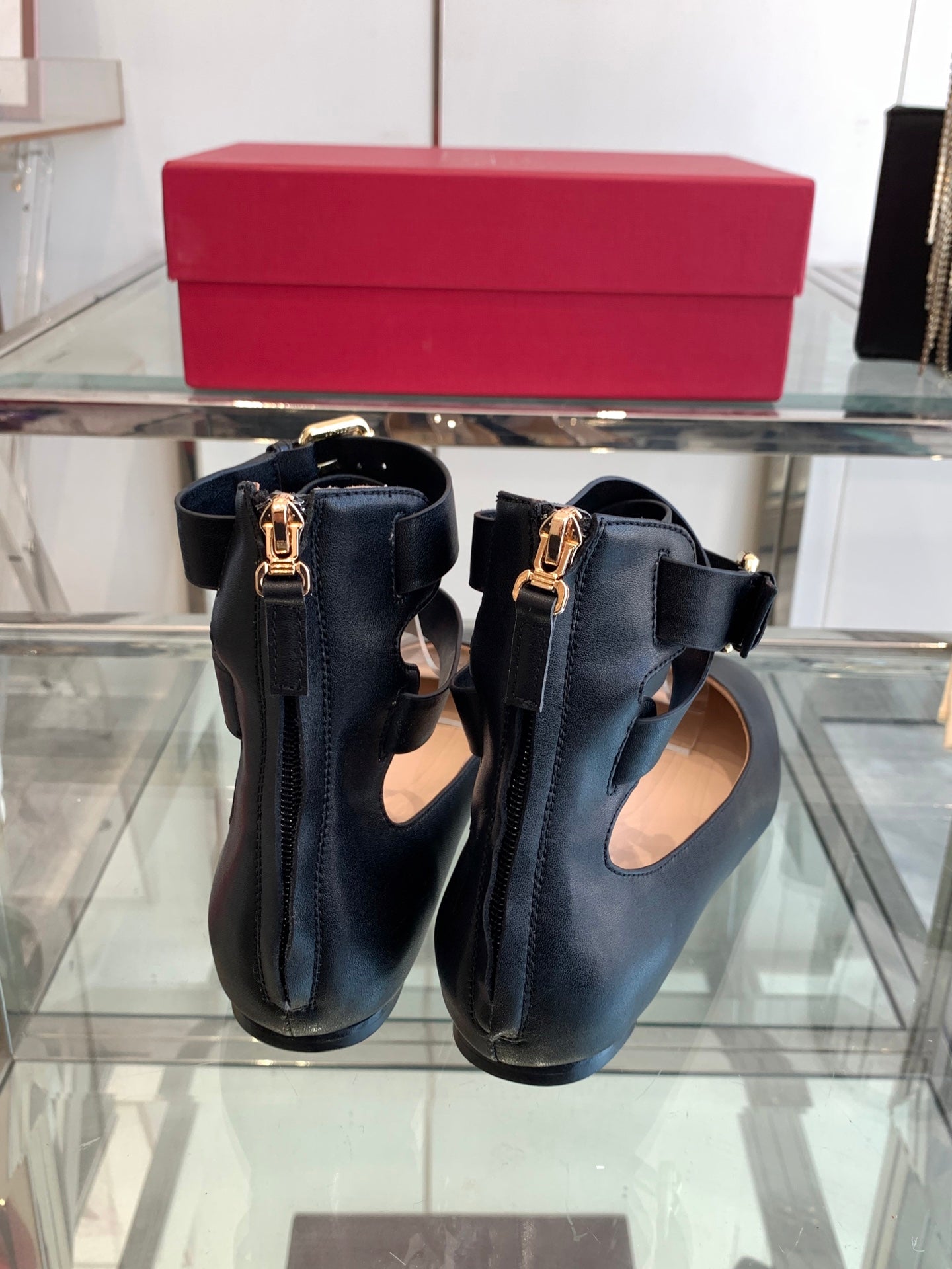 LuxluxHouse Best Quality Valentino Women Shoes