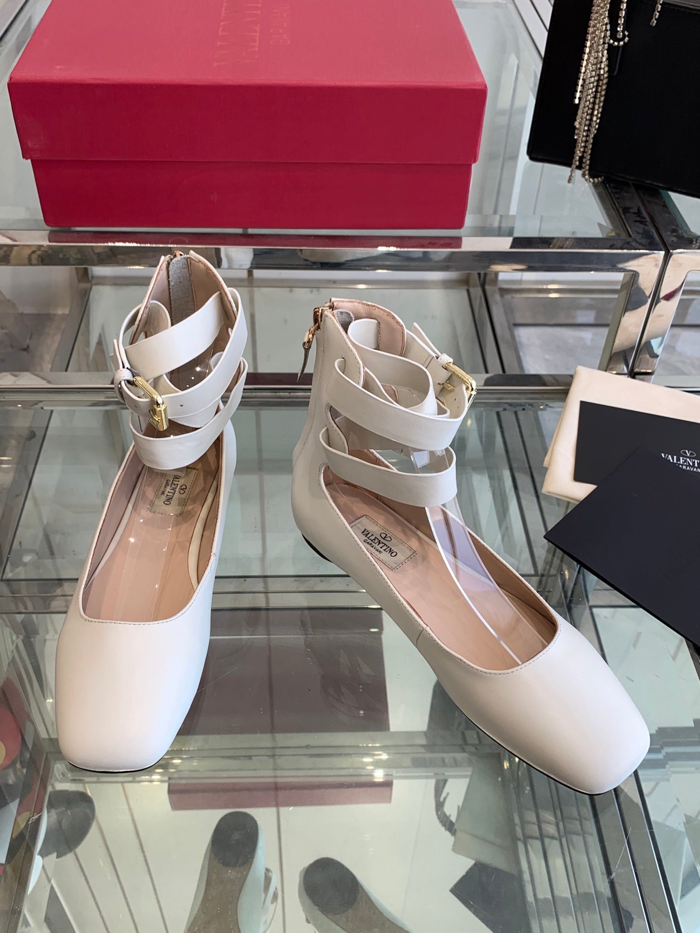 LuxluxHouse Best Quality Valentino Women Shoes