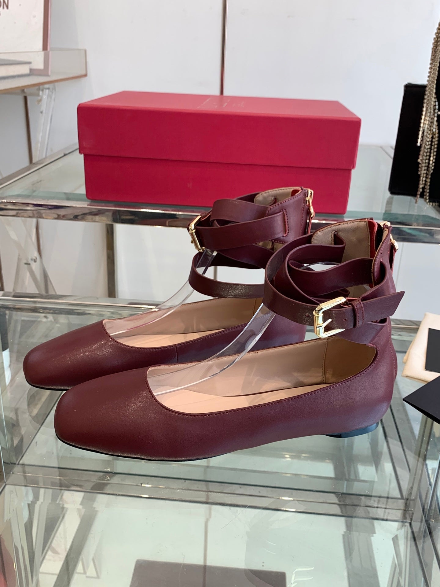 LuxluxHouse Best Quality Valentino Women Shoes