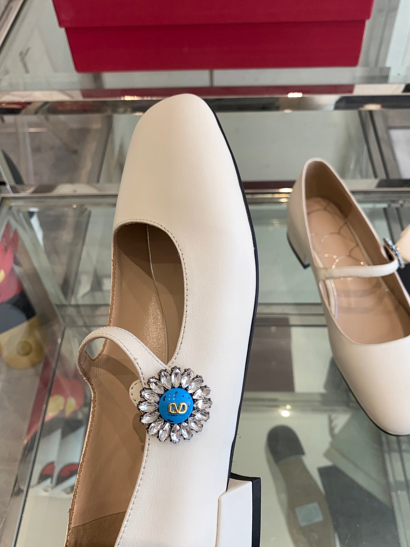 LuxluxHouse Best Quality Valentino Women Shoes