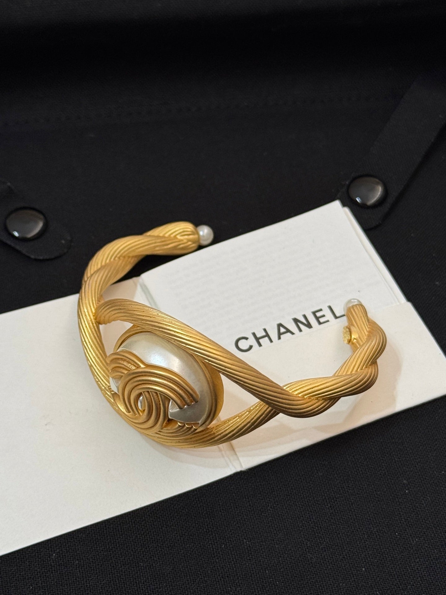 LuxluxHouse Low Price And High Quality Accessories Chanel