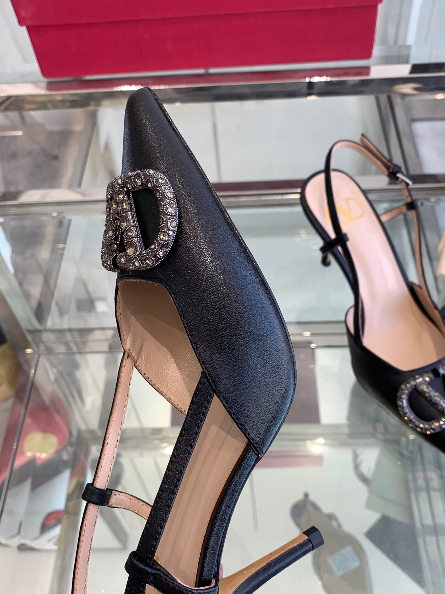 LuxluxHouse Best Quality Valentino Women Shoes