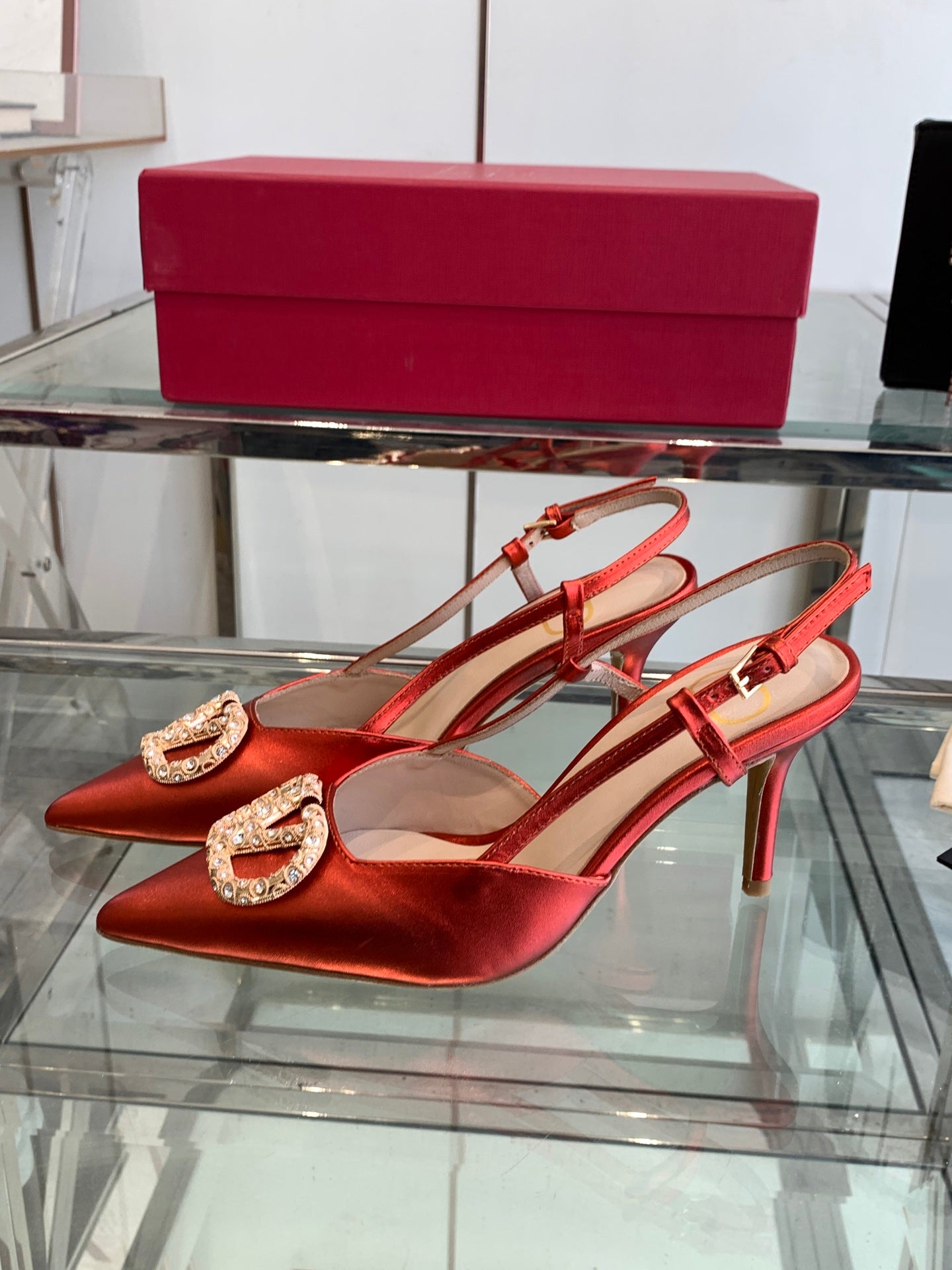 LuxluxHouse Best Quality Valentino Women Shoes