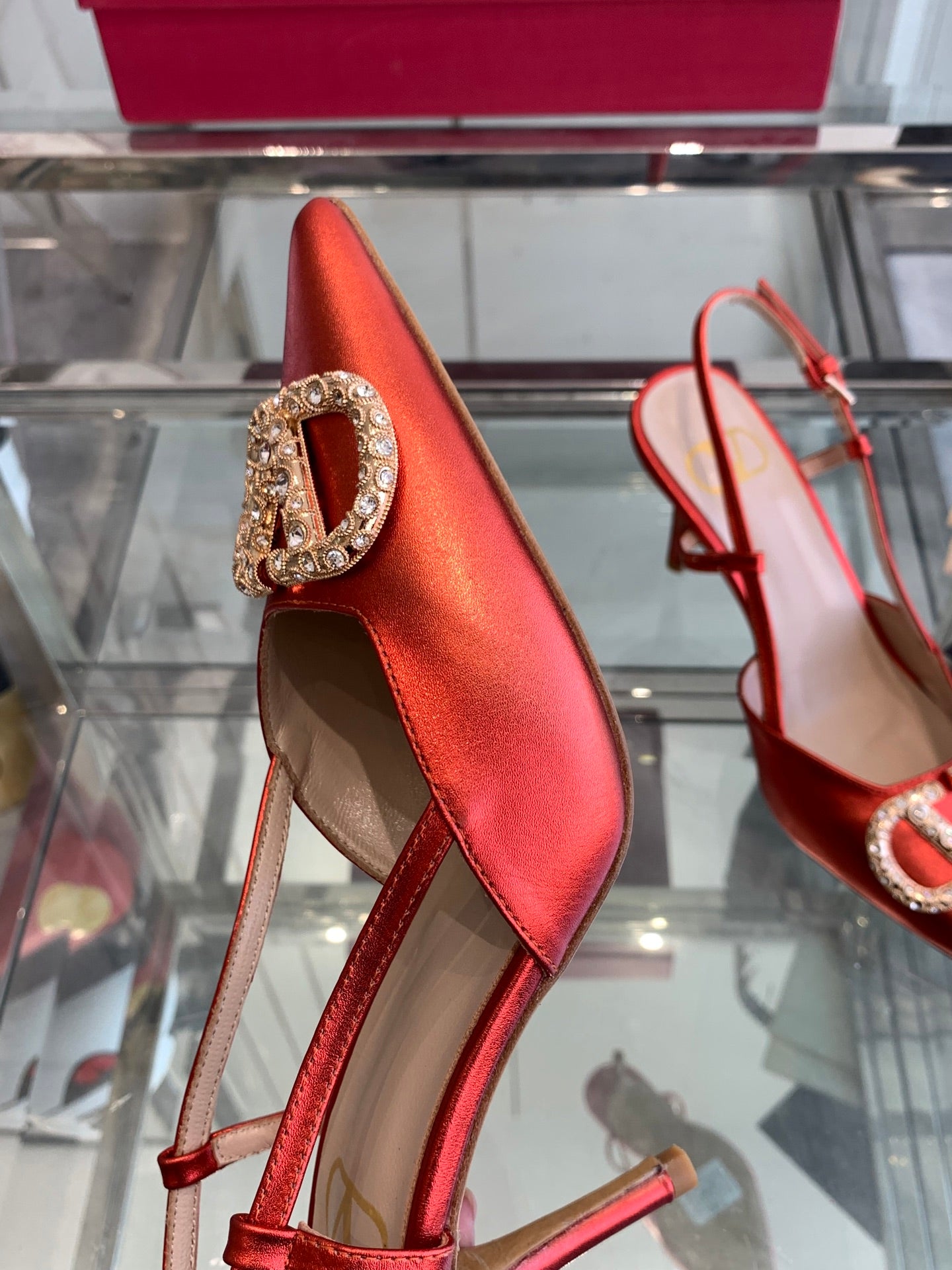 LuxluxHouse Best Quality Valentino Women Shoes