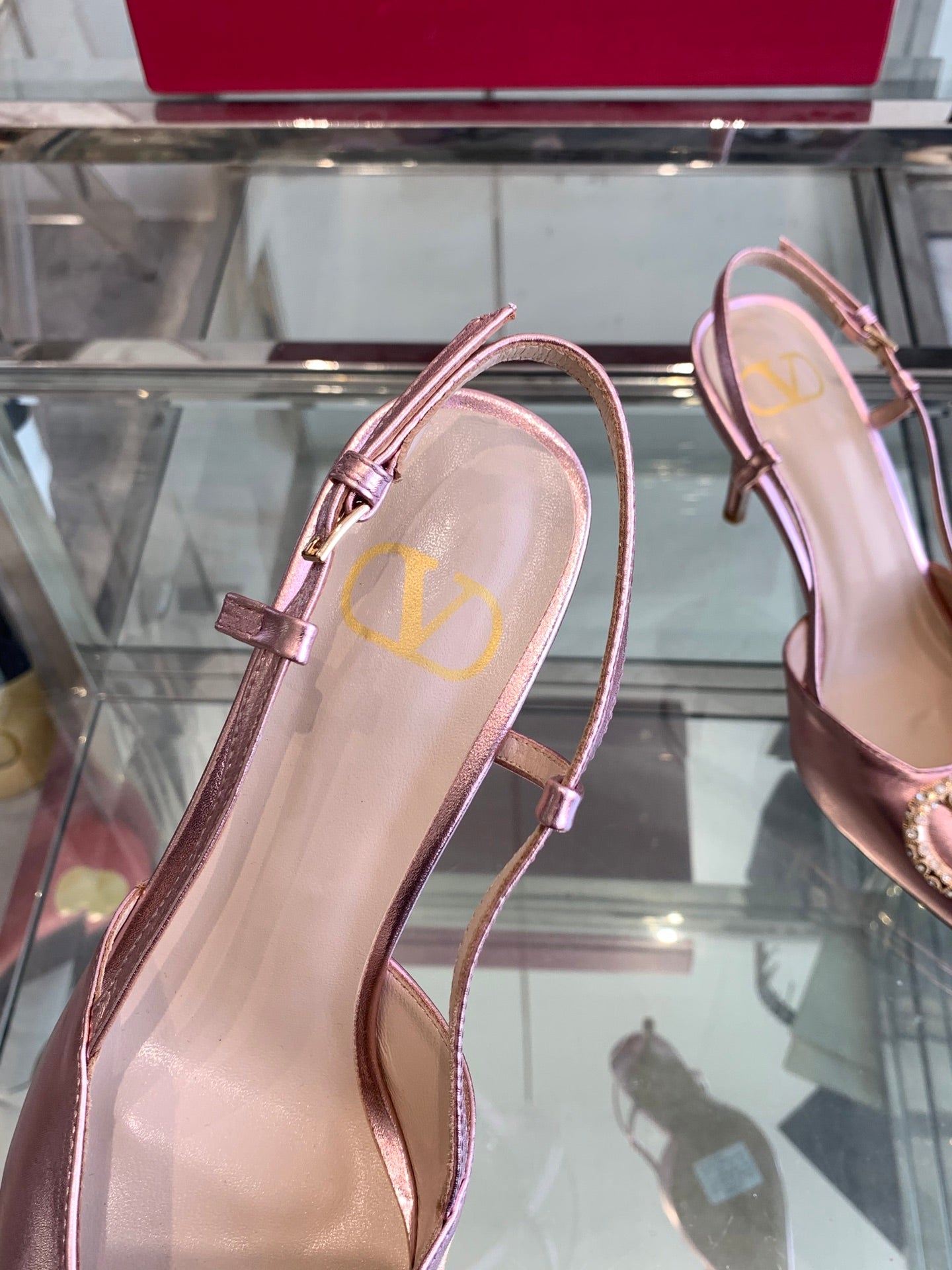 LuxluxHouse Best Quality Valentino Women Shoes