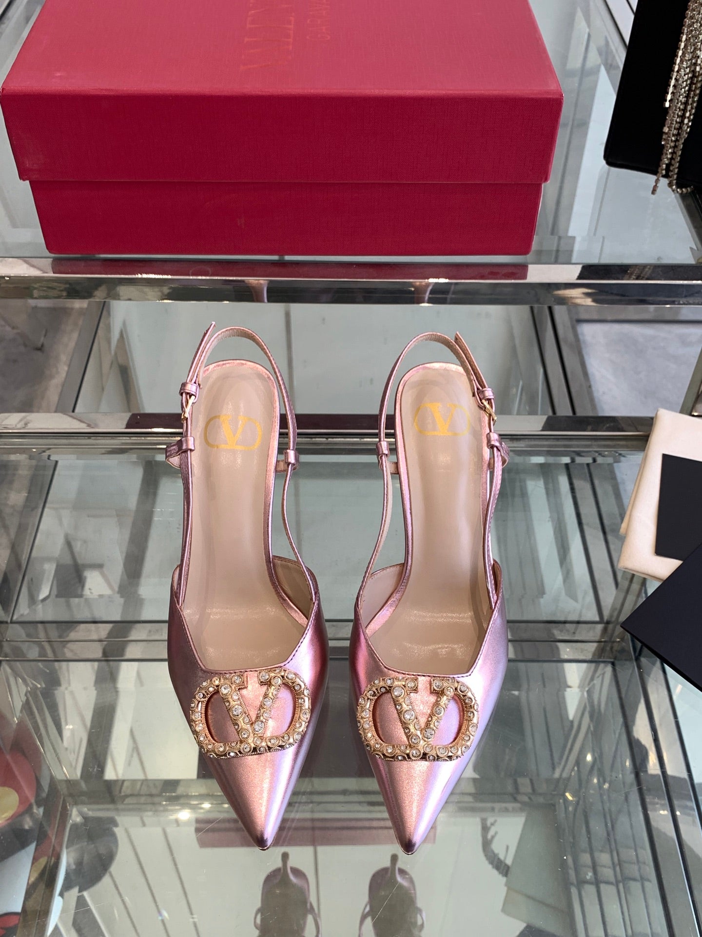 LuxluxHouse Best Quality Valentino Women Shoes