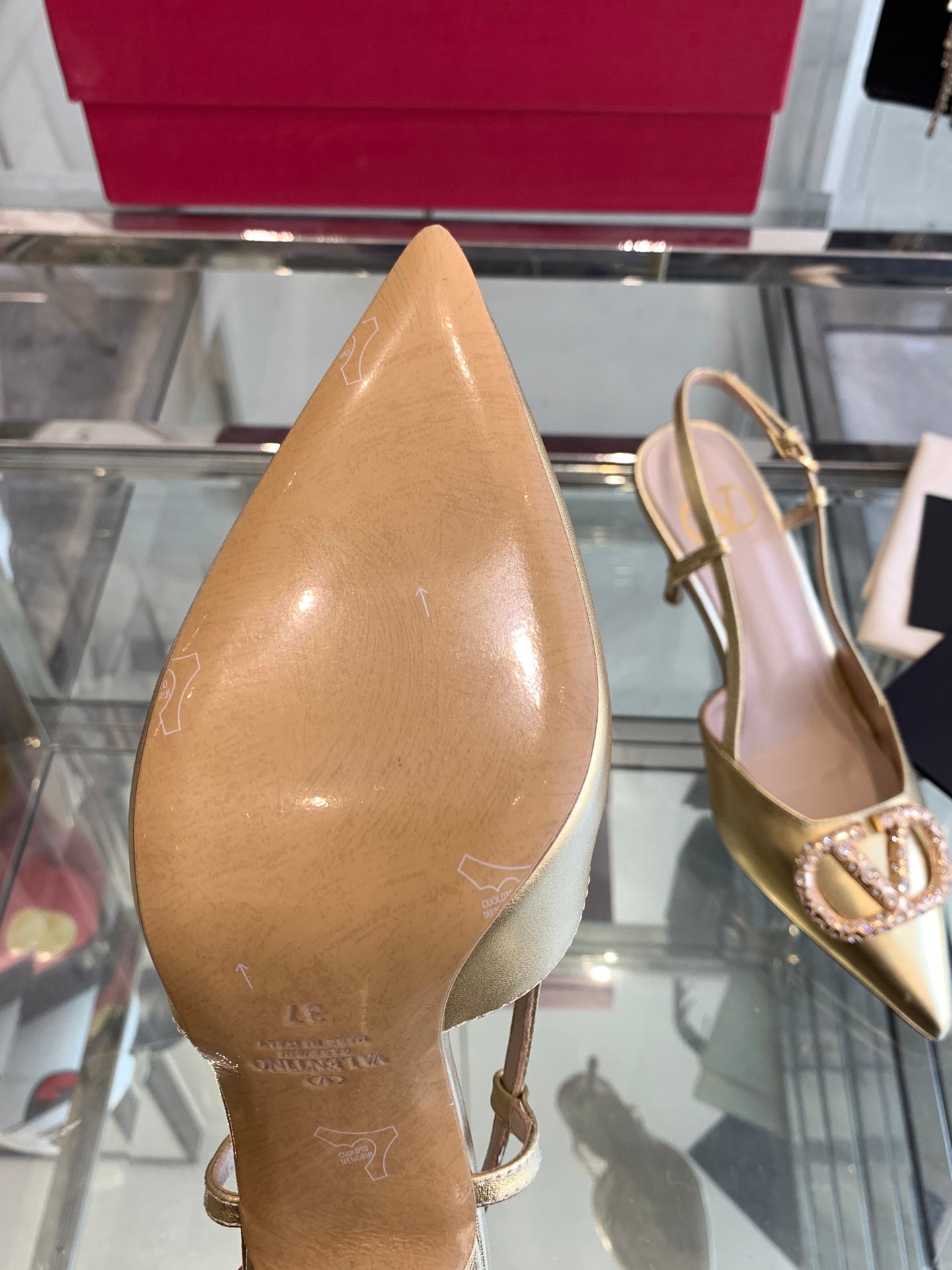 LuxluxHouse Best Quality Valentino Women Shoes