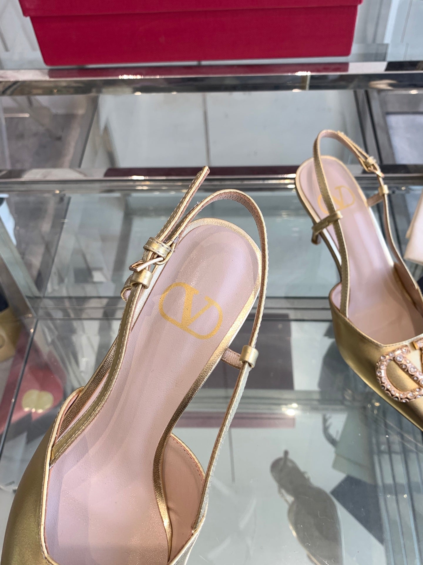 LuxluxHouse Best Quality Valentino Women Shoes