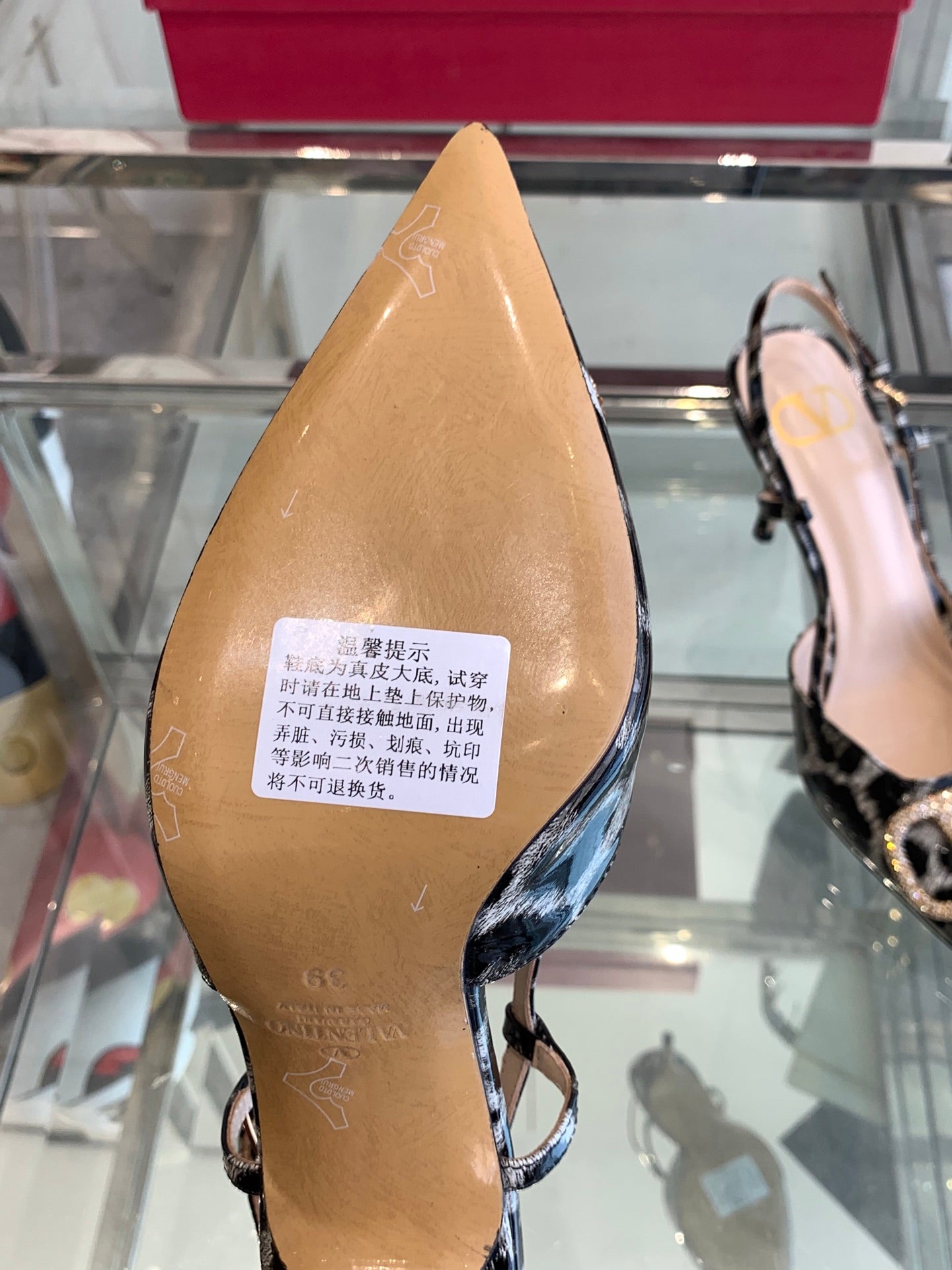 LuxluxHouse Best Quality Valentino Women Shoes