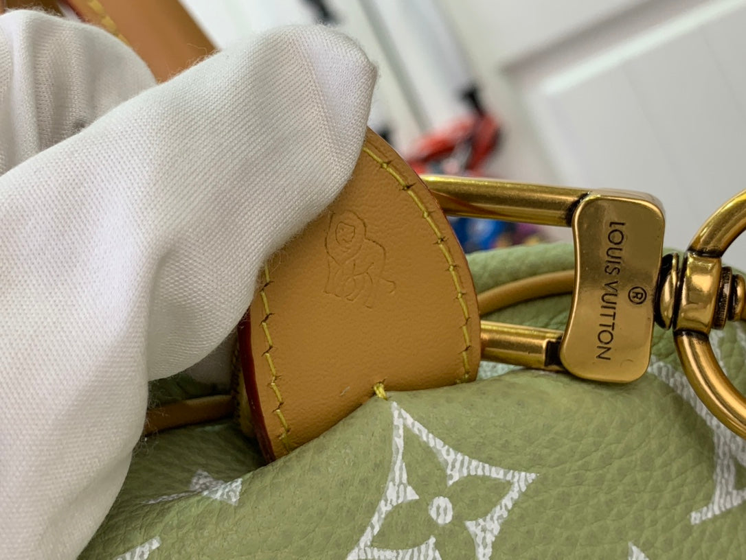 LuxluxHouse Best Quality Bags Louis Vuitton Women Men
