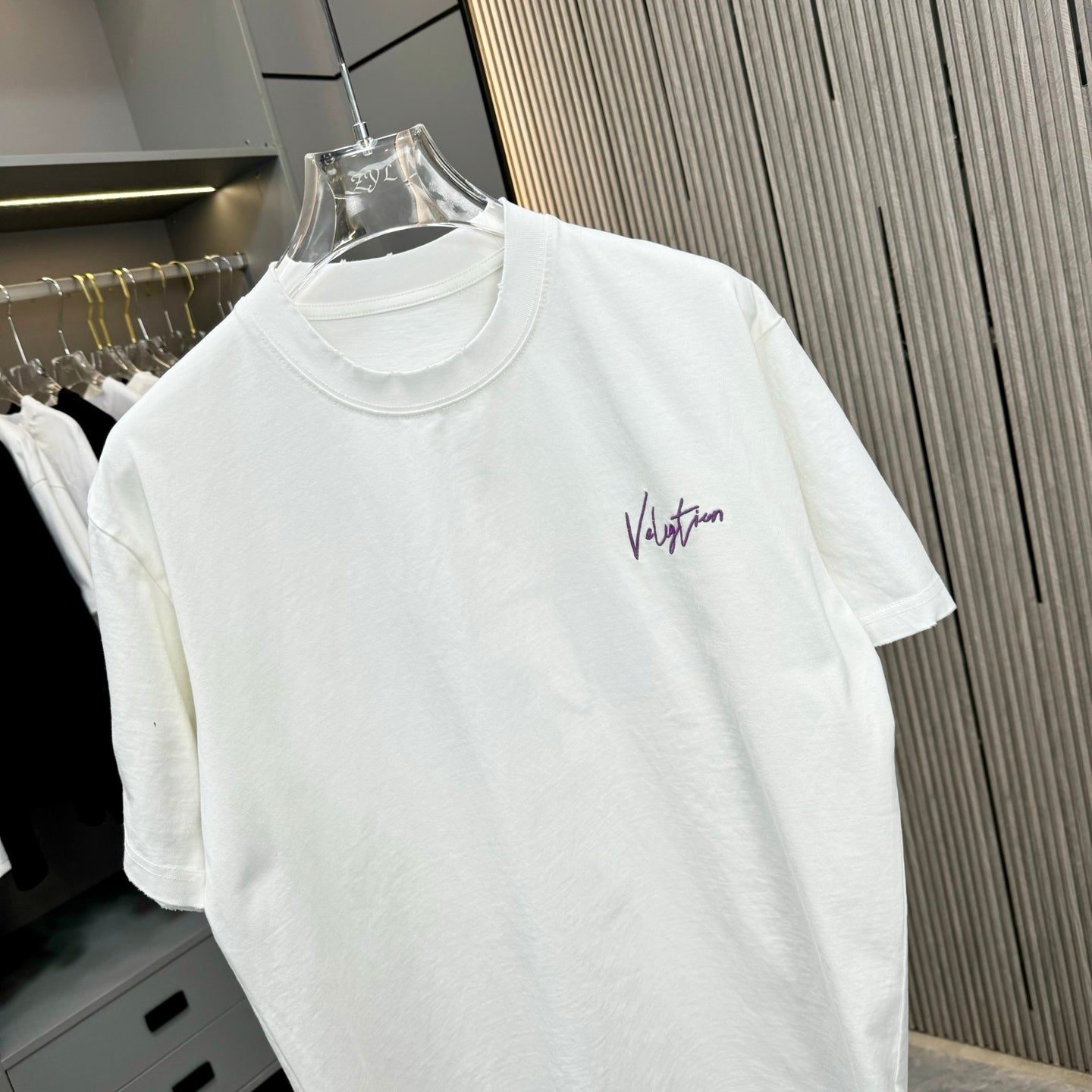 LuxluxHouse Best Quality Clothes Valentino T-shirt