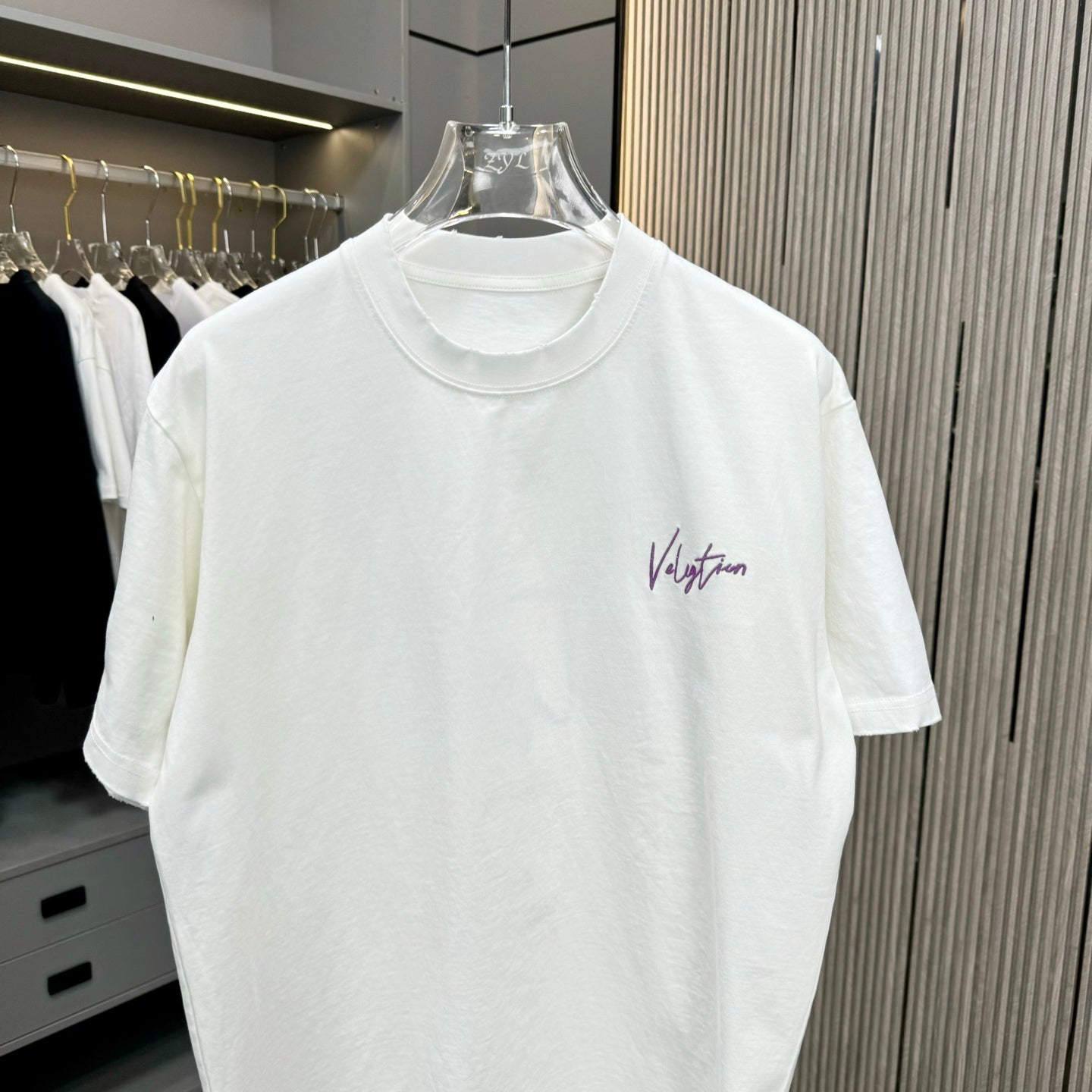 LuxluxHouse Best Quality Clothes Valentino T-shirt