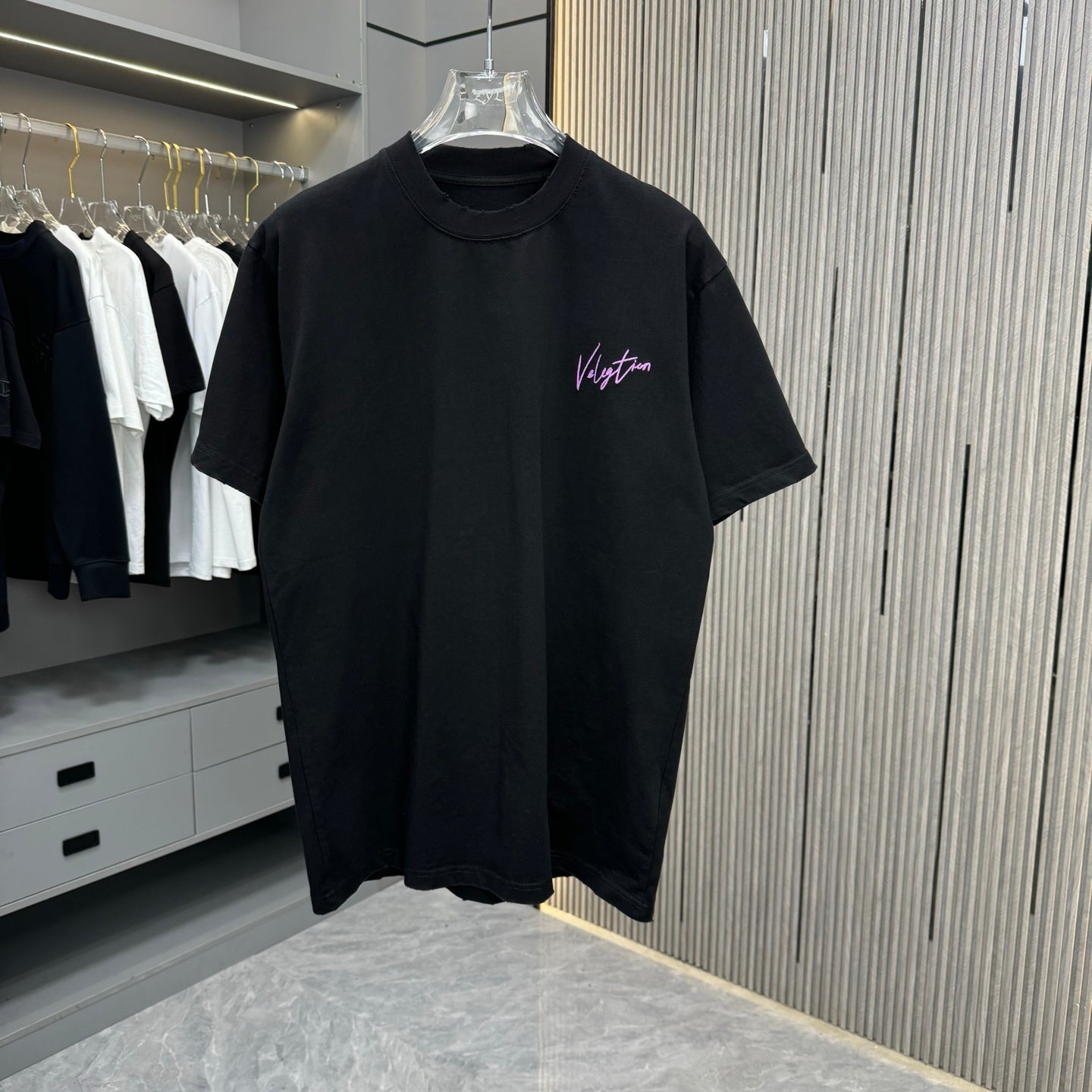 LuxluxHouse Best Quality Clothes Valentino T-shirt