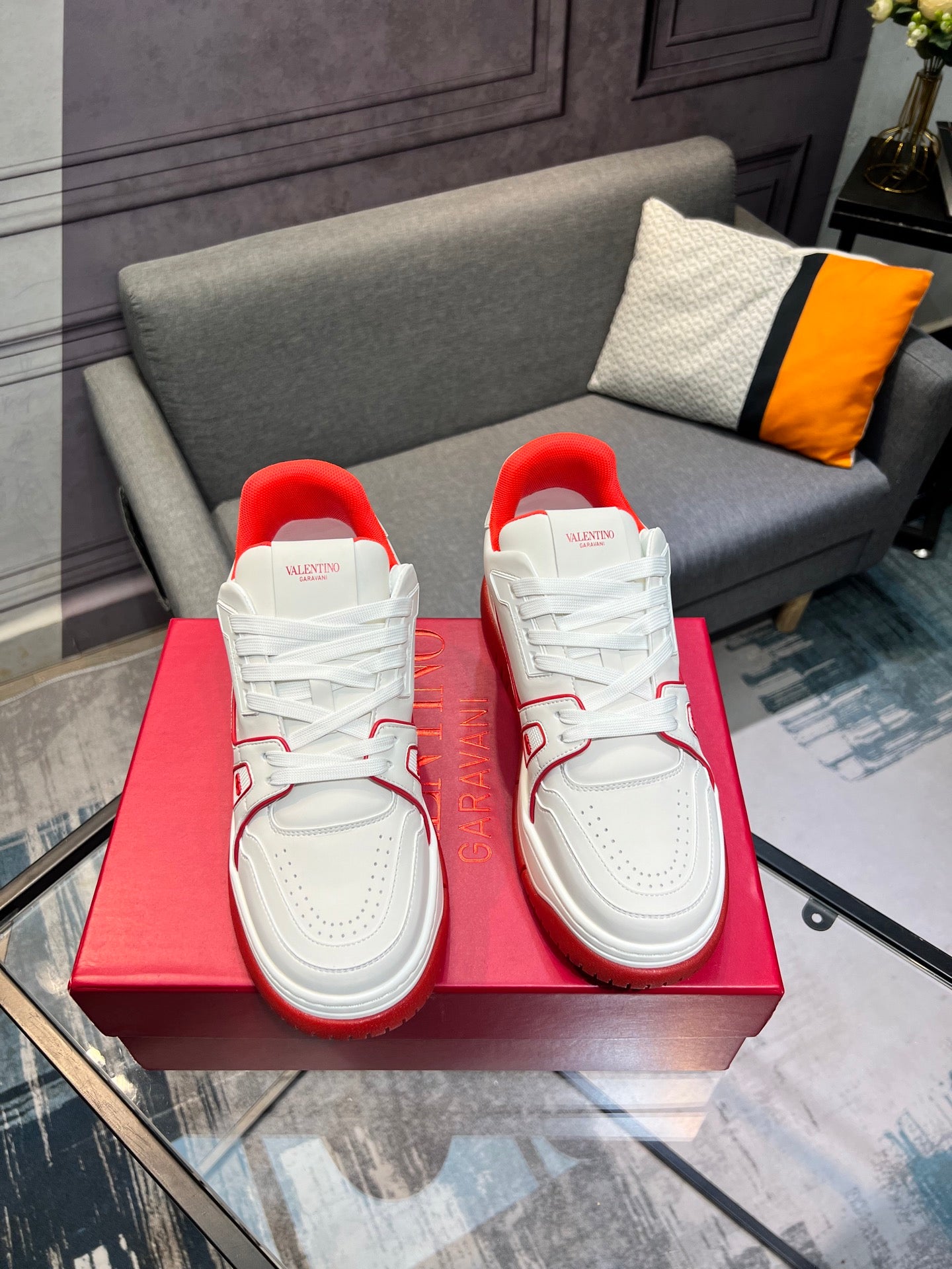LuxluxHouse Best Quality Shoes Valentino