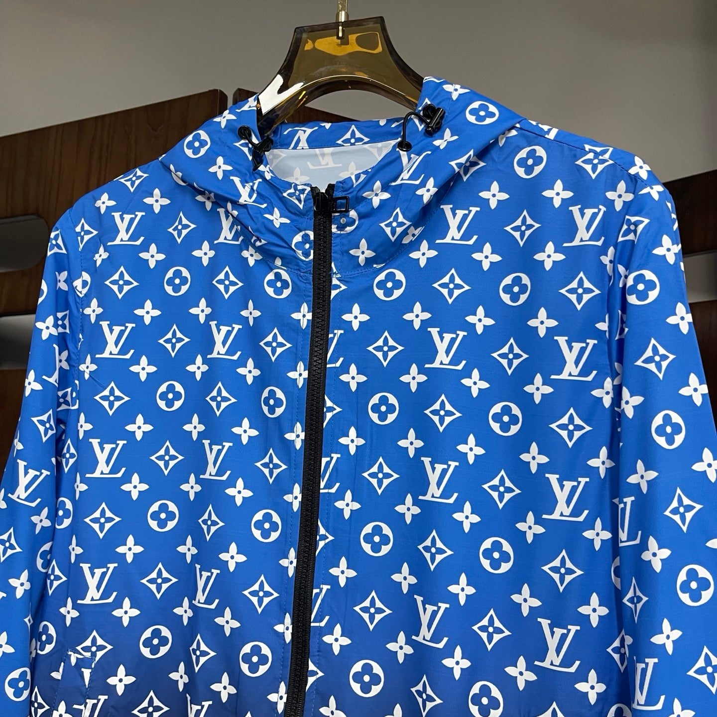 LuxluxHouse Best Quality Clothes Pants Coats & Jackets Louis Vuitton