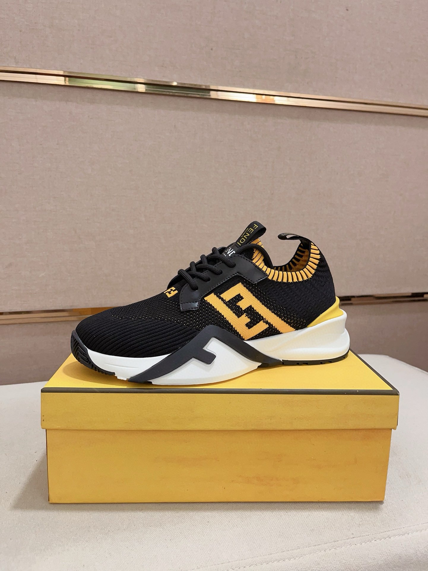 LuxluxHouse Best Quality Shoes Fendi