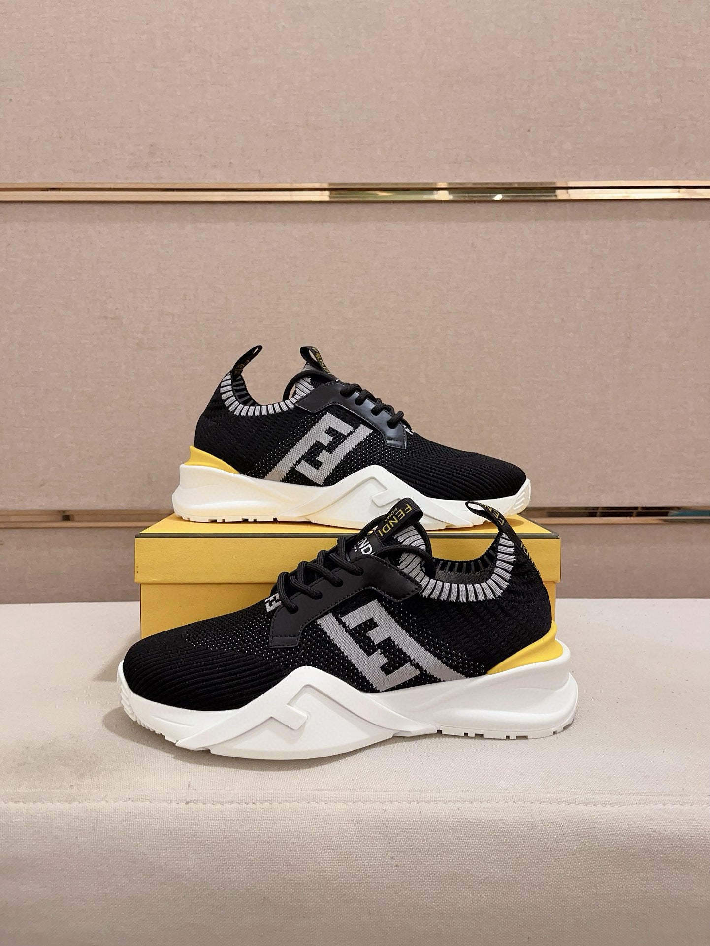 LuxluxHouse Best Quality Shoes Fendi