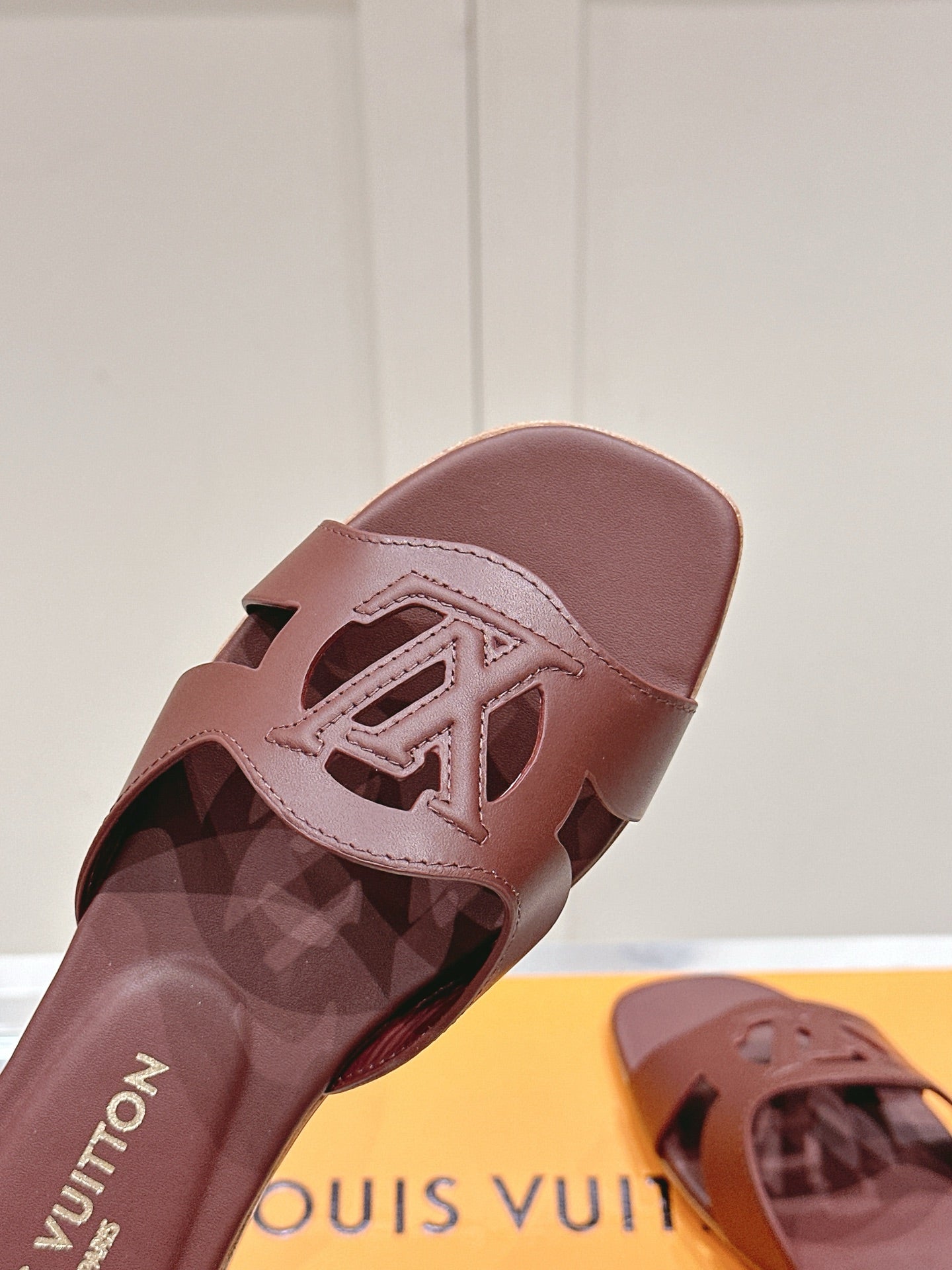 LuxluxHouse Best Quality Women Shoes Louis Vuitton