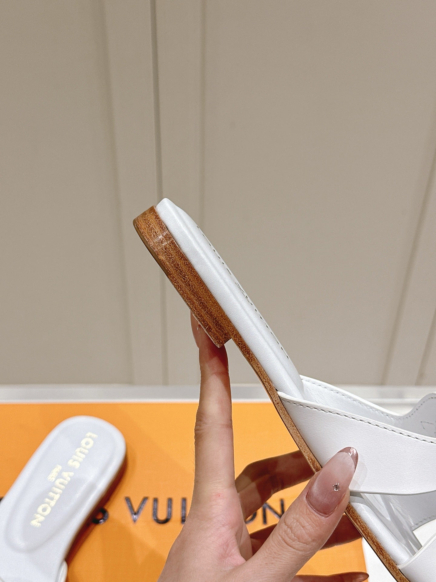 LuxluxHouse Best Quality Women Shoes Louis Vuitton