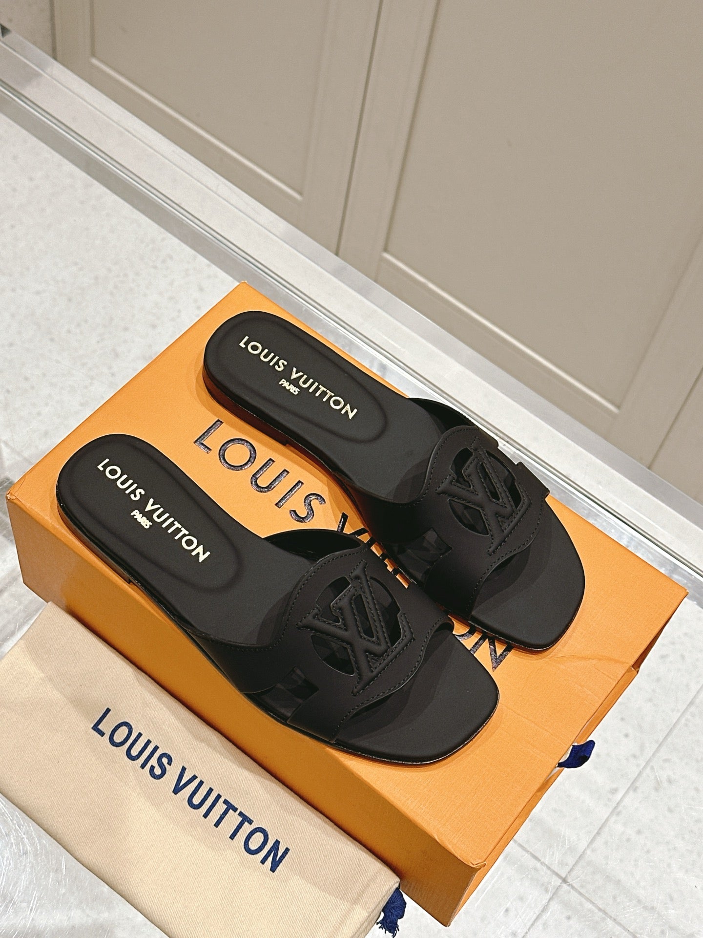 LuxluxHouse Best Quality Women Shoes Louis Vuitton