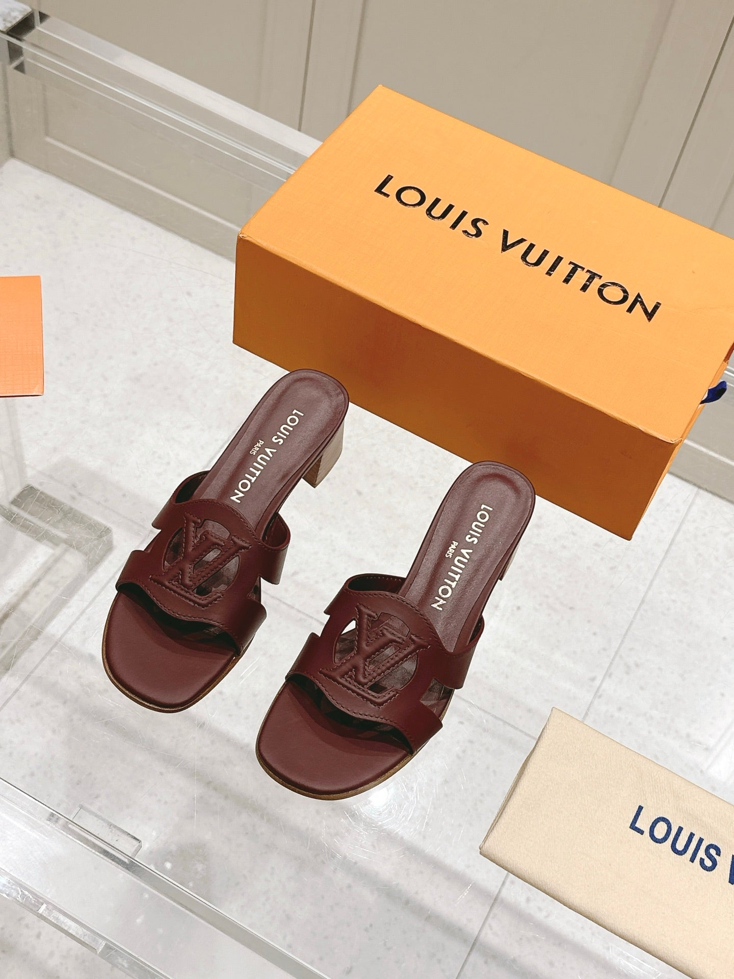 LuxluxHouse Best Quality Women Shoes Louis Vuitton