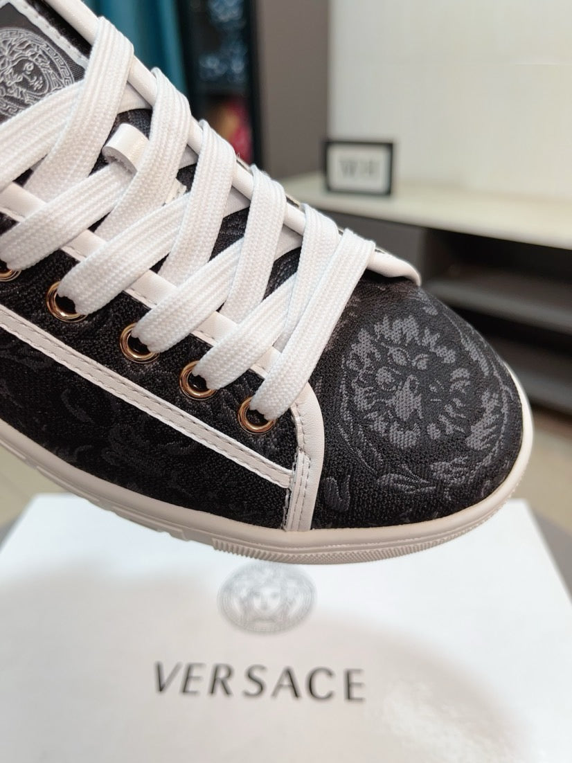 LuxluxHouse Best Quality Shoes Versace