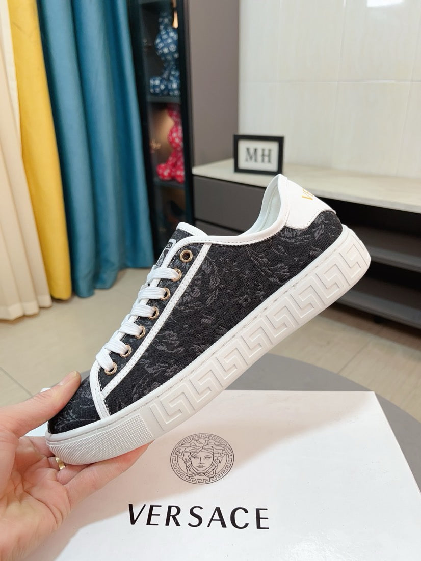 LuxluxHouse Best Quality Shoes Versace