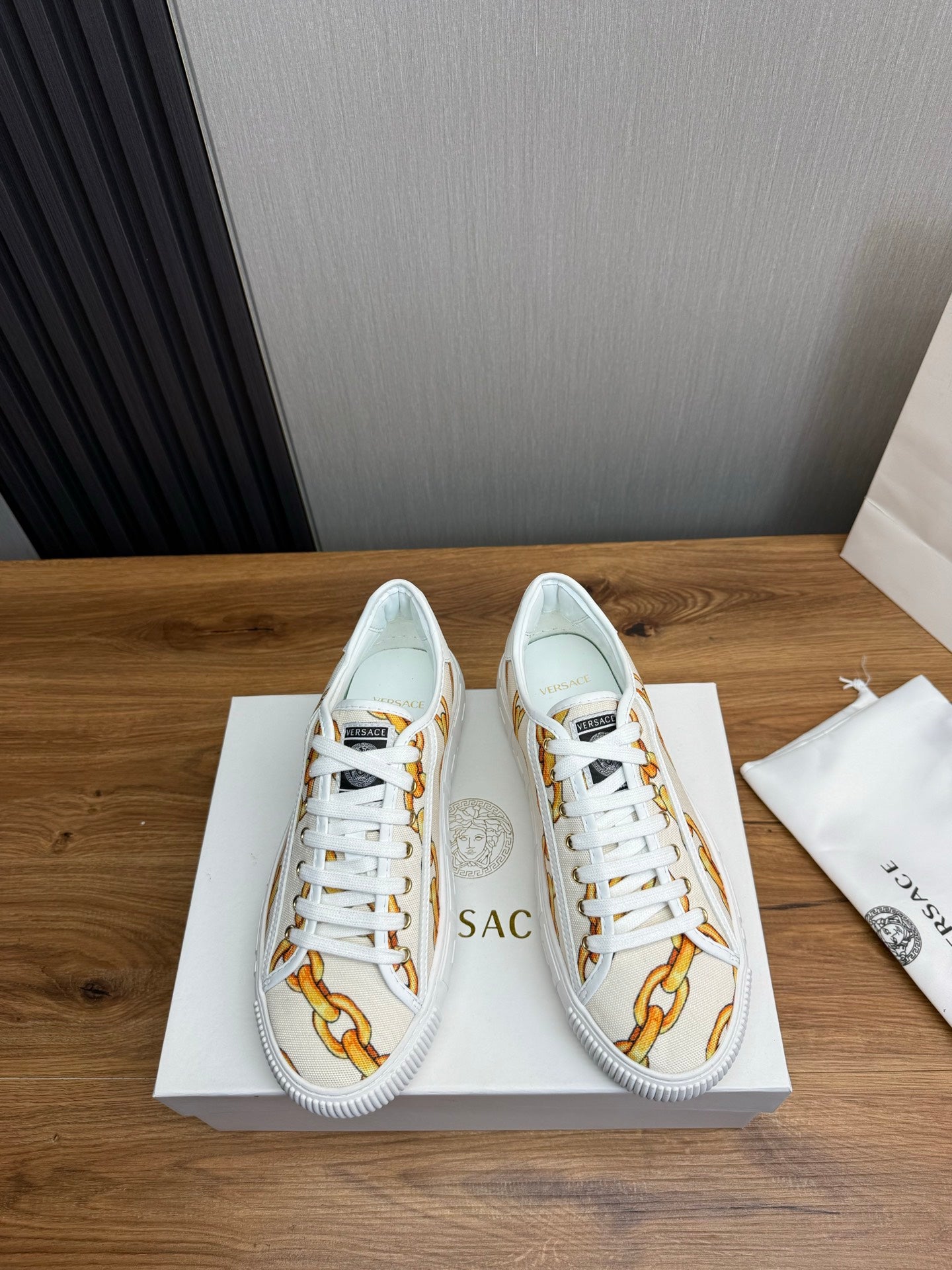 LuxluxHouse Best Quality Shoes Versace