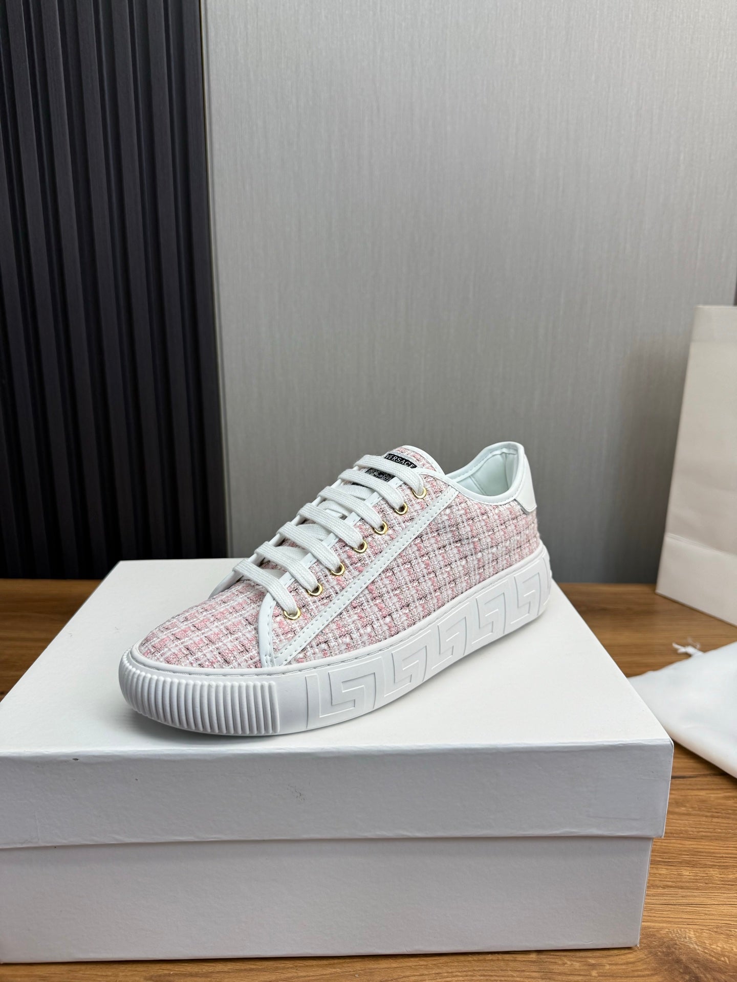 LuxluxHouse Best Quality Shoes Versace