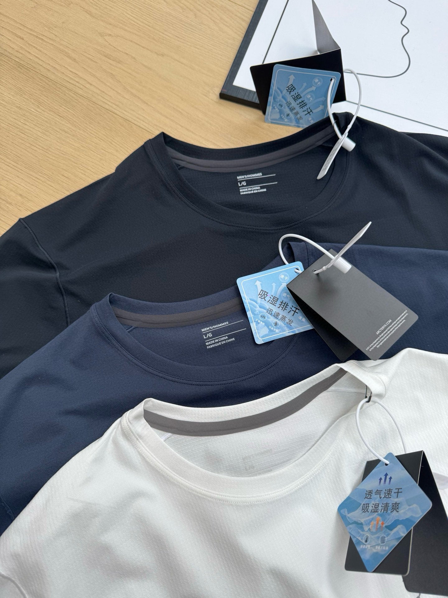 LuxluxHouse Best Quality Clothes T-shirt Arcteryx