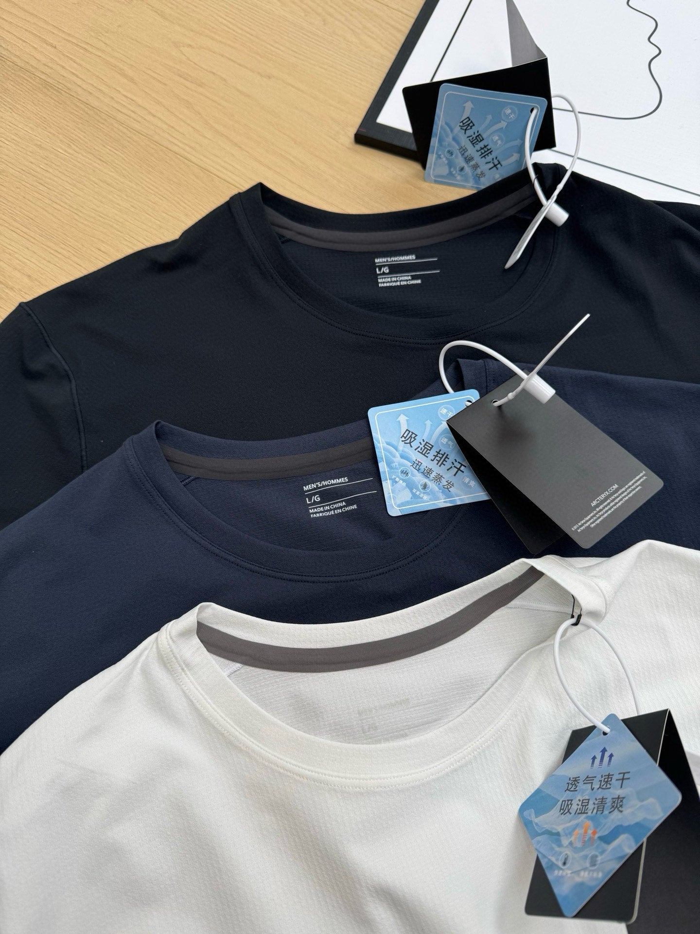 LuxluxHouse Best Quality Clothes T-shirt Arcteryx