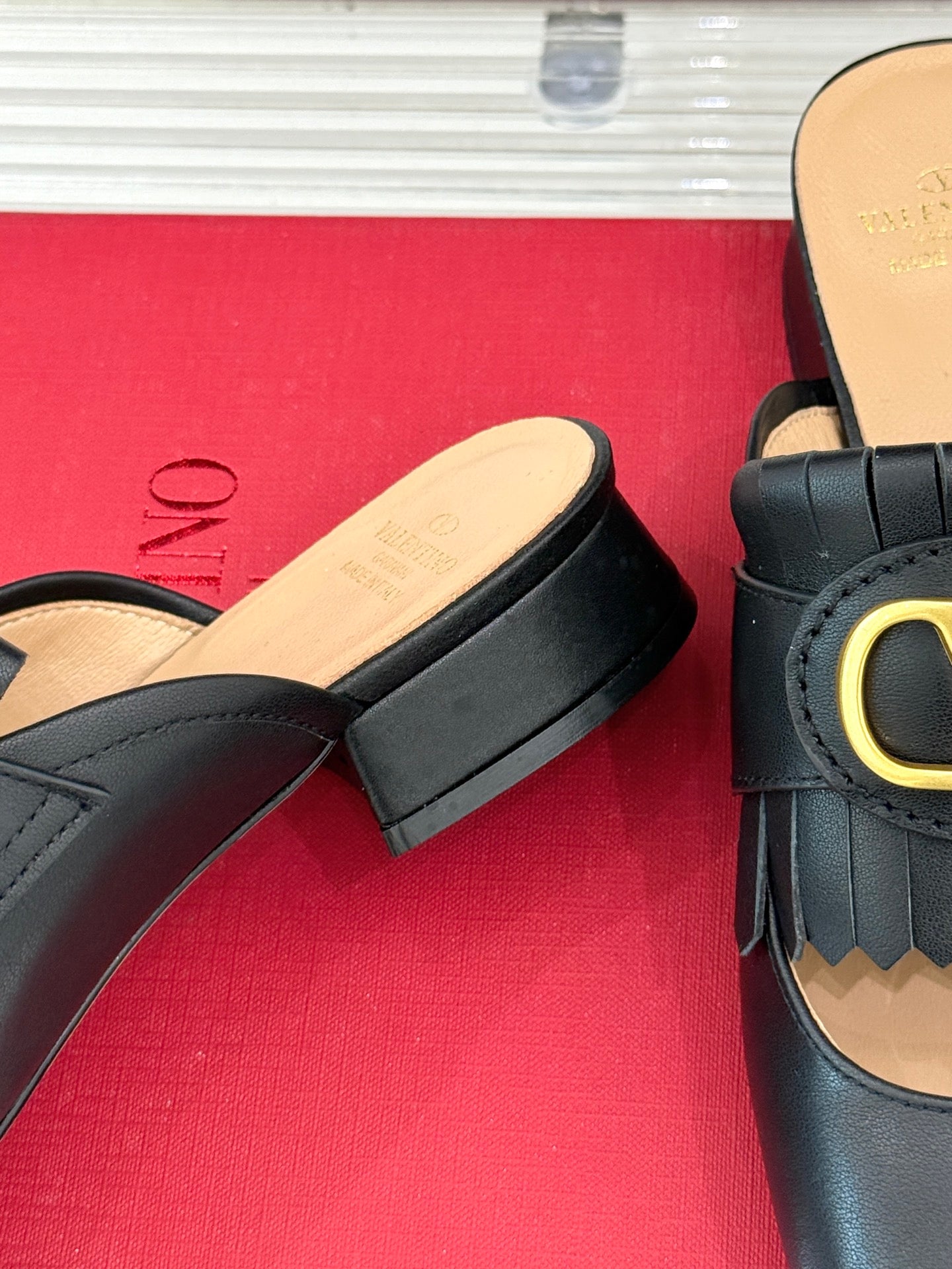 LuxluxHouse Best Quality Valentino Women Shoes