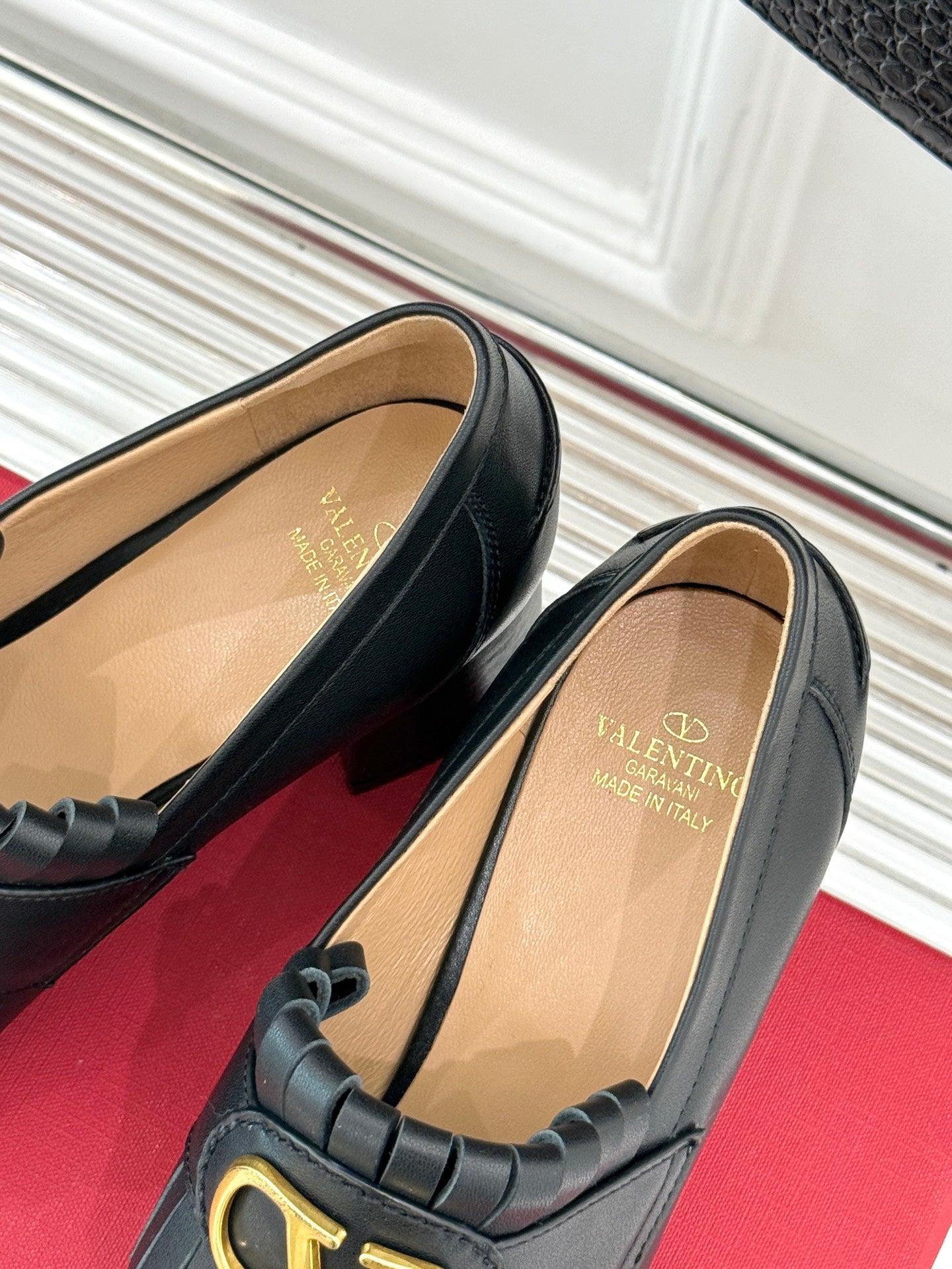 LuxluxHouse Best Quality Valentino Women Shoes