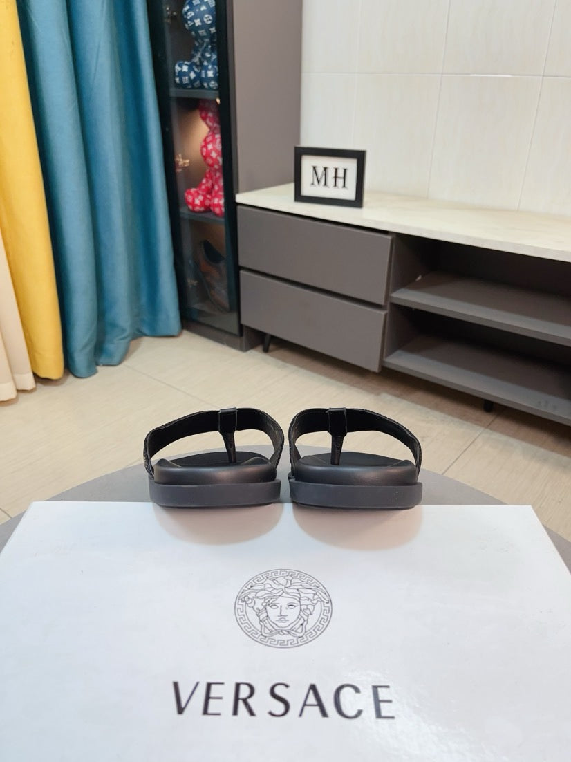LuxluxHouse Best Quality Sandals Versace