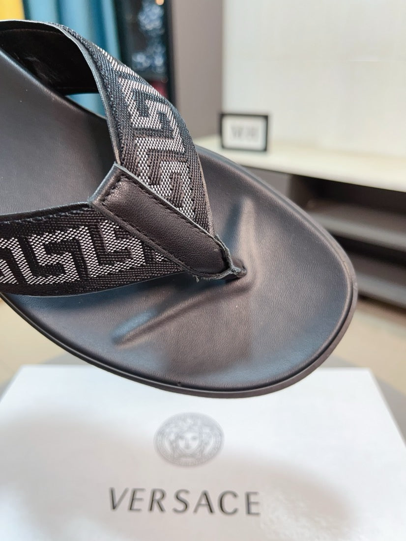 LuxluxHouse Best Quality Sandals Versace