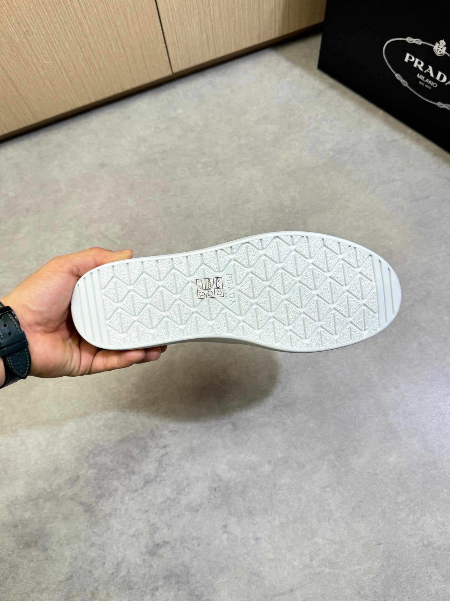 LuxluxHouse Best Quality Shoes Prada