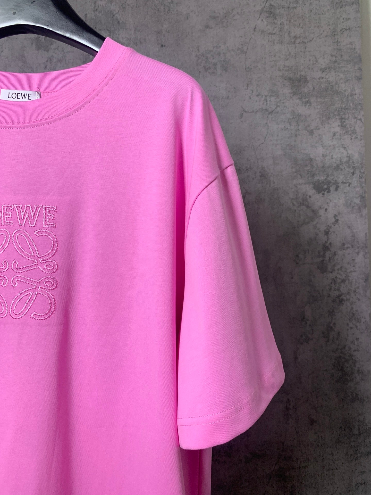 LuxluxHouse Best Quality Clothes T-shirt Loewe