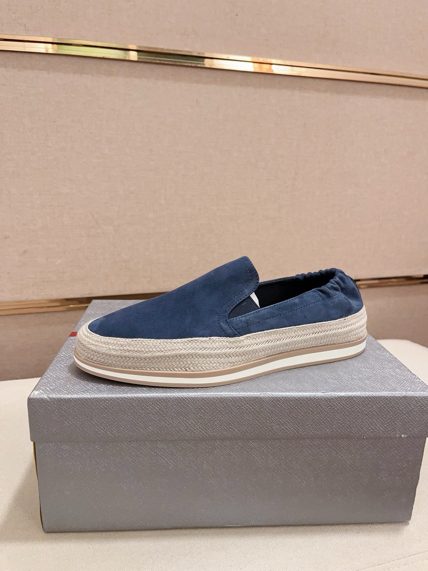 LuxluxHouse Best Quality Shoes Prada