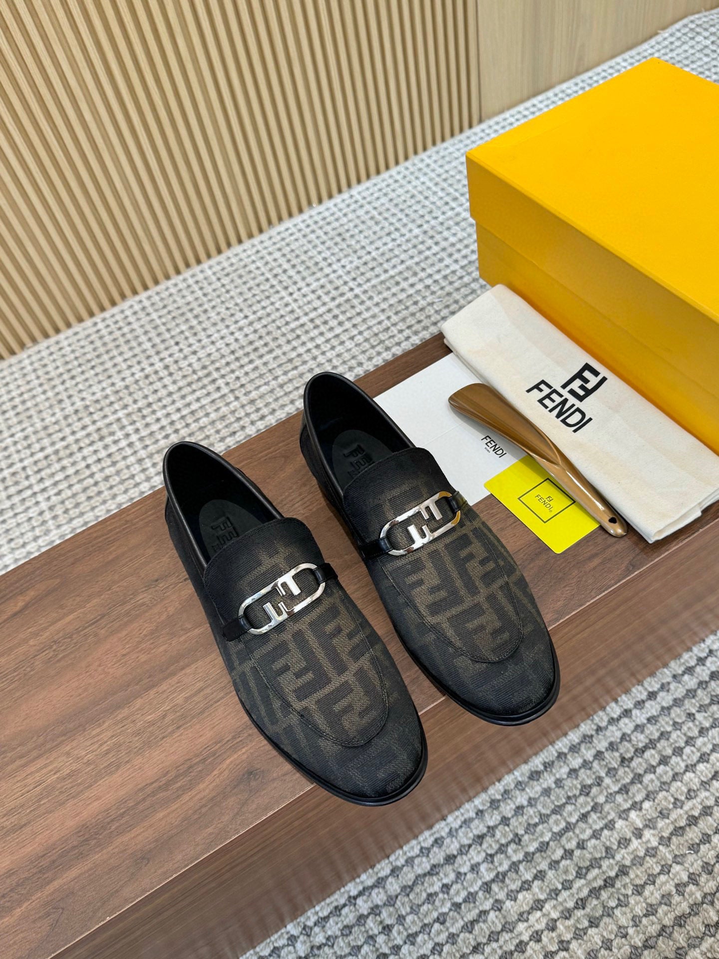 LuxluxHouse Best Quality Shoes Fendi