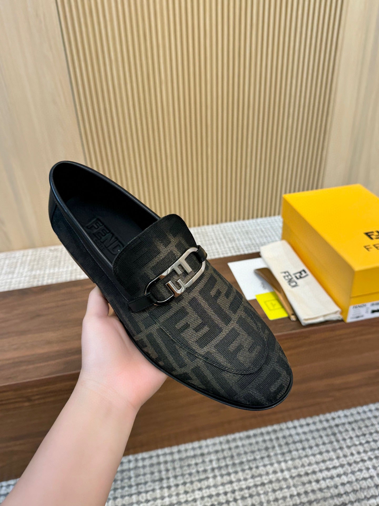 LuxluxHouse Best Quality Shoes Fendi