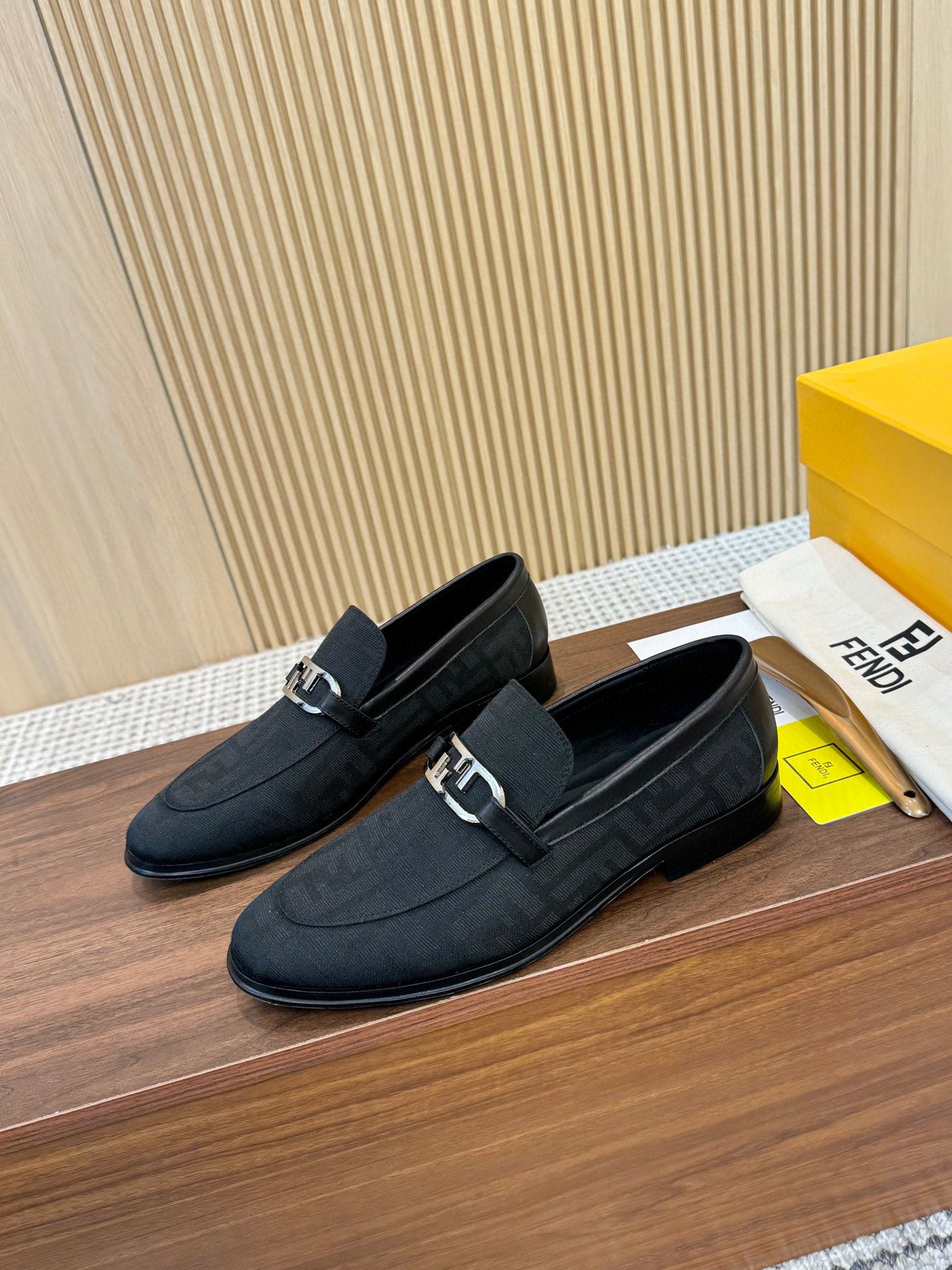 LuxluxHouse Best Quality Shoes Fendi