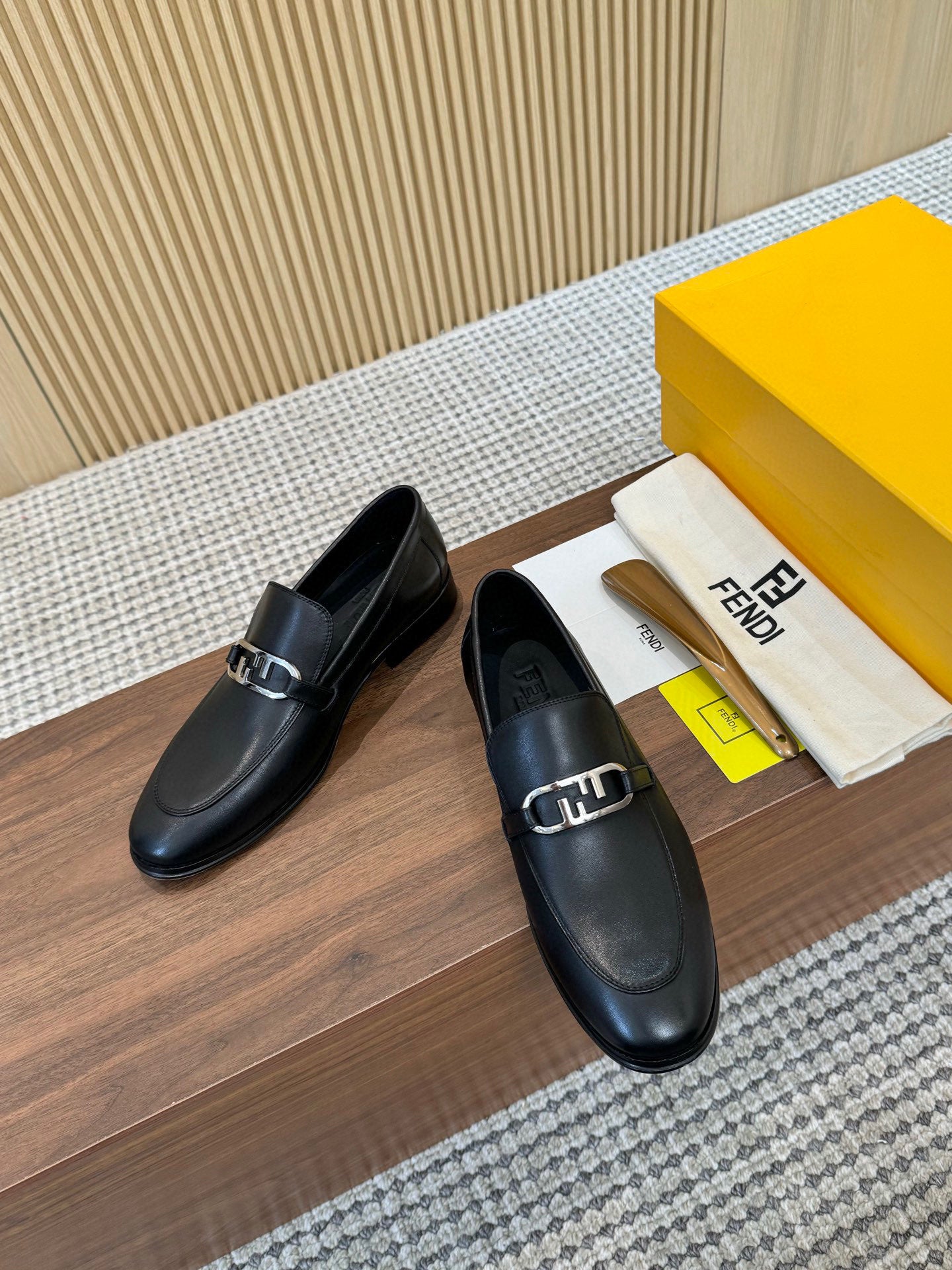 LuxluxHouse Best Quality Shoes Fendi