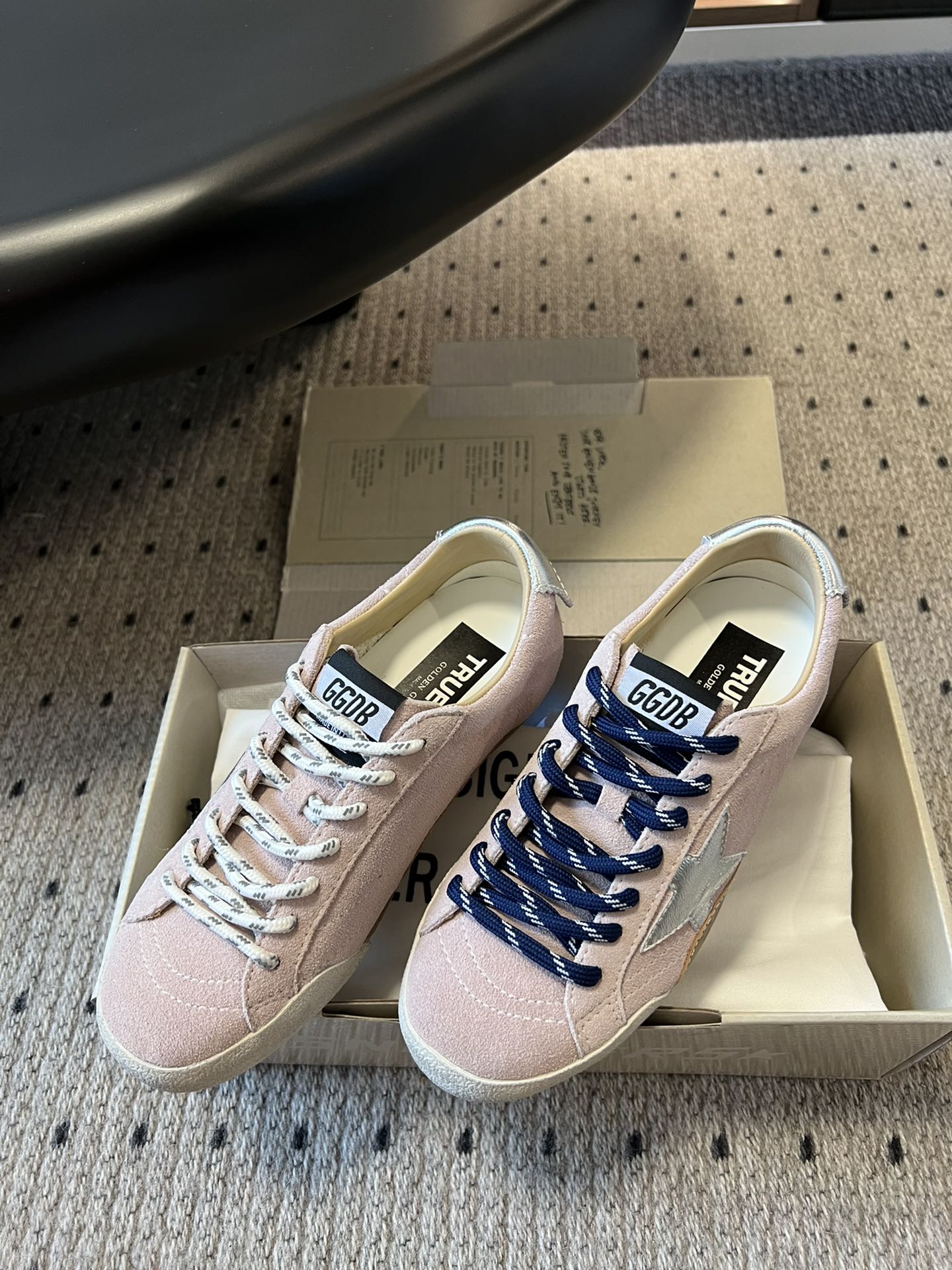 LuxluxHouse Best Quality Shoes Golden Goose