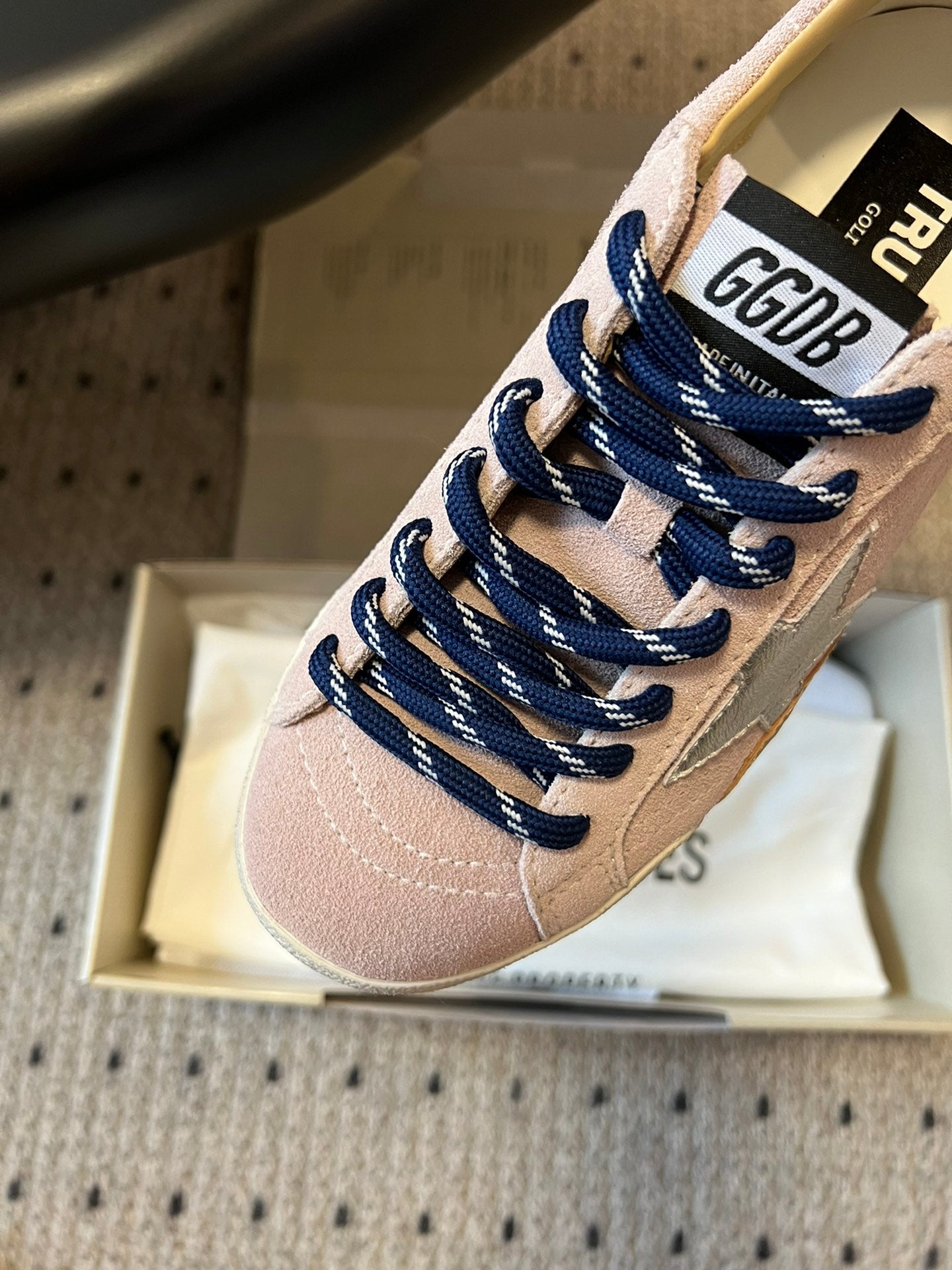 LuxluxHouse Best Quality Shoes Golden Goose