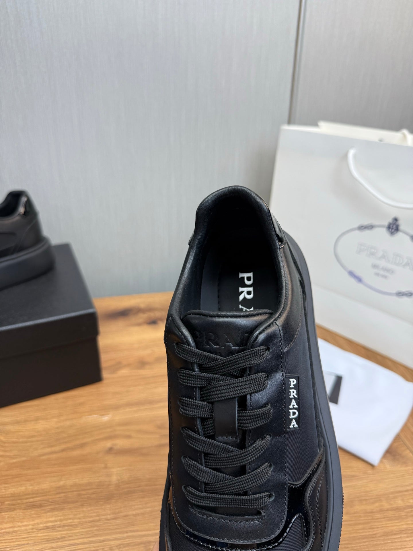 LuxluxHouse Best Quality Shoes Prada